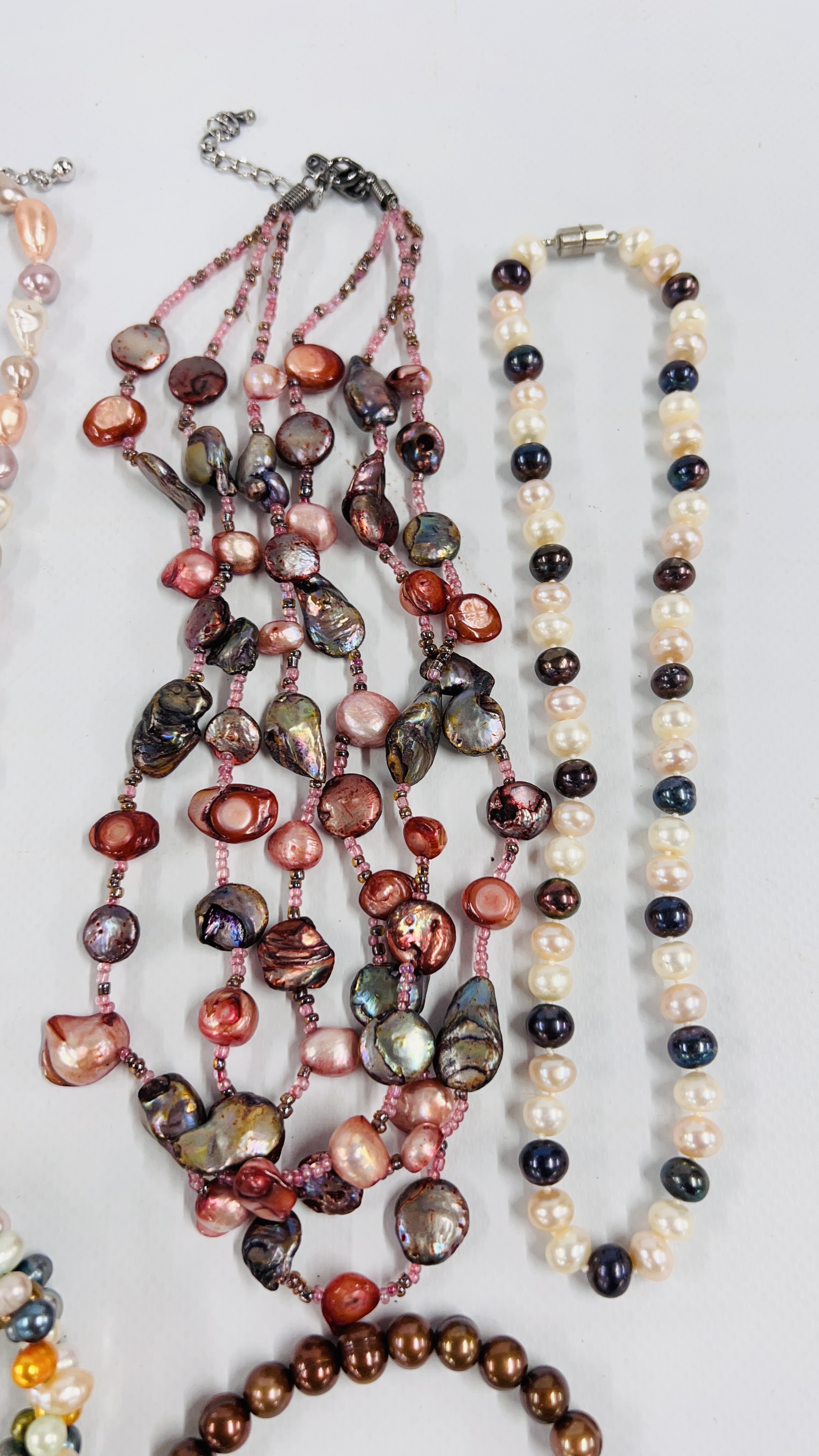 SELECTION OF CULTIVATED PEARL NECKLACES. - Image 3 of 4