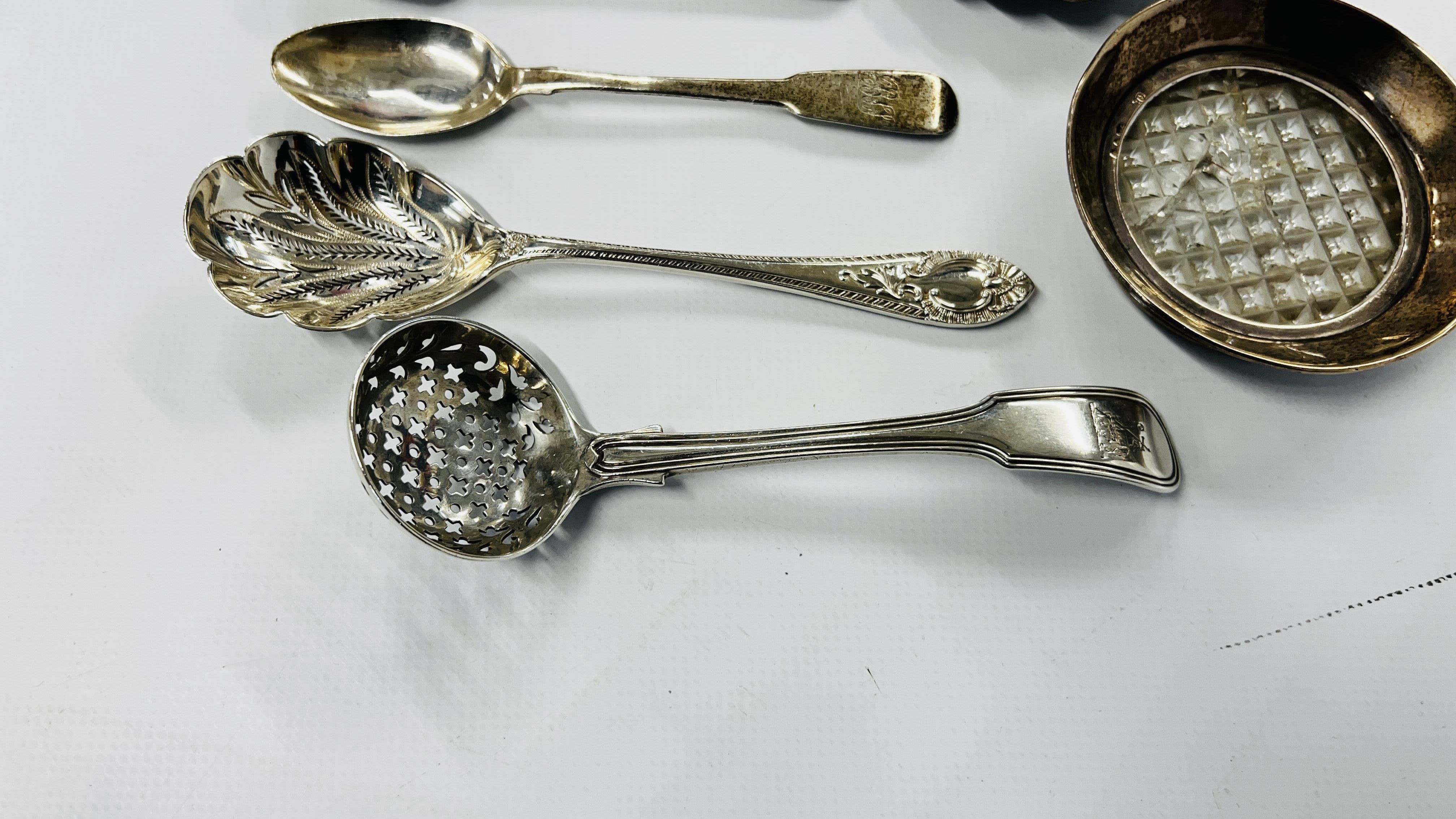 4 X VINTAGE SILVER SPOONS TO INCLUDE A SHEFFIELD EXAMPLE BY JOHN EDWARD BINGHAM, - Image 2 of 8