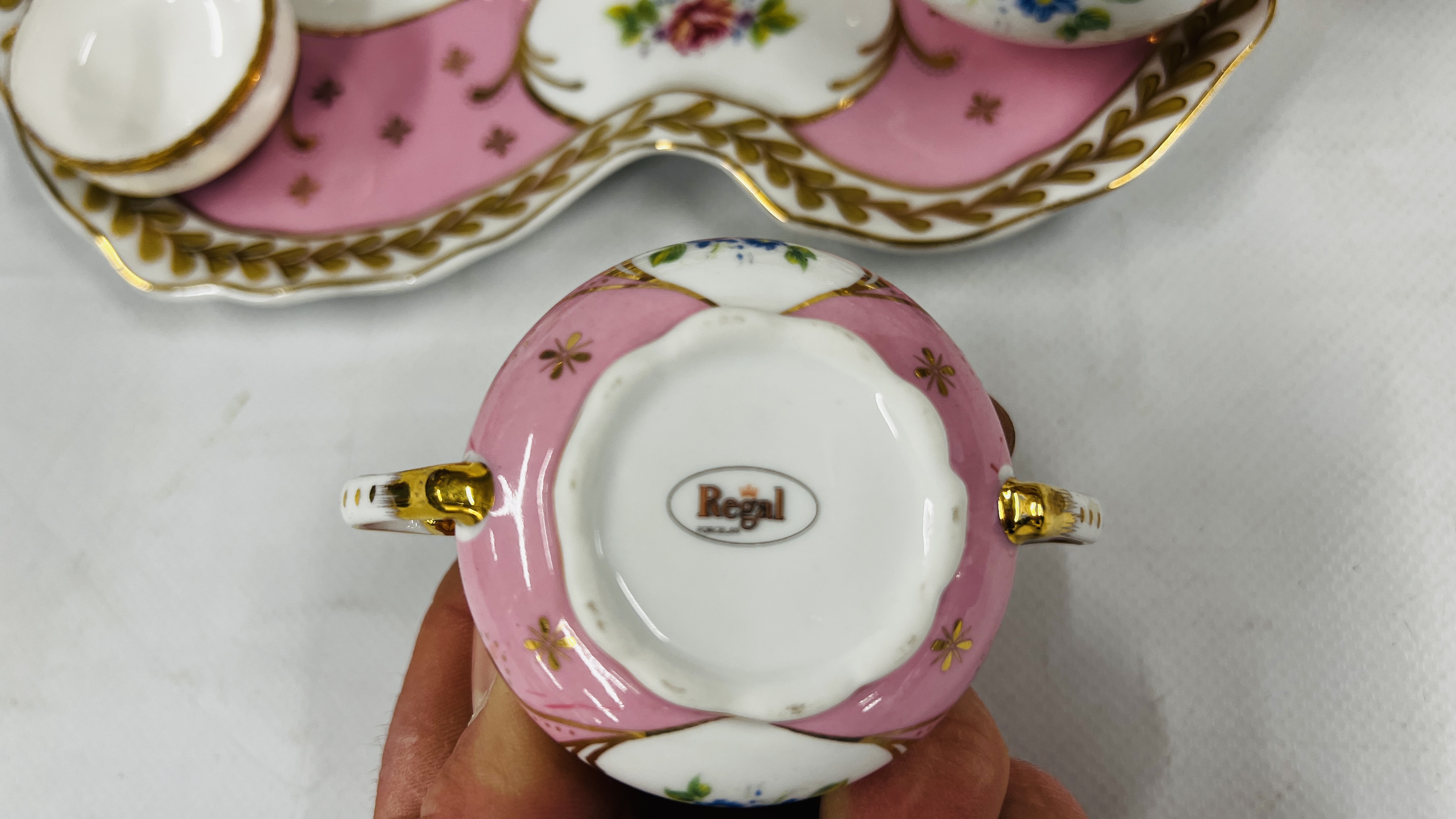 13 PIECES OF ROYAL ALBERT OLD COUNTRY ROSE TEA WARE, - Image 3 of 9