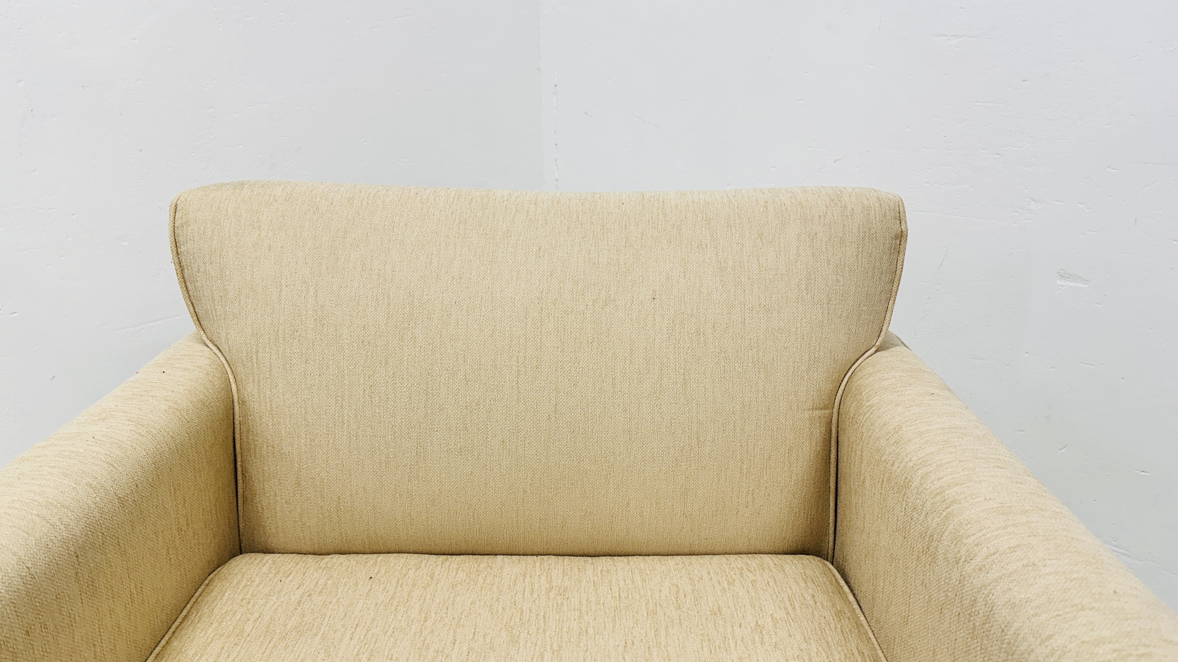 CREAM UPHOLSTERED ARM CHAIR / SOFA BED. - Image 8 of 12