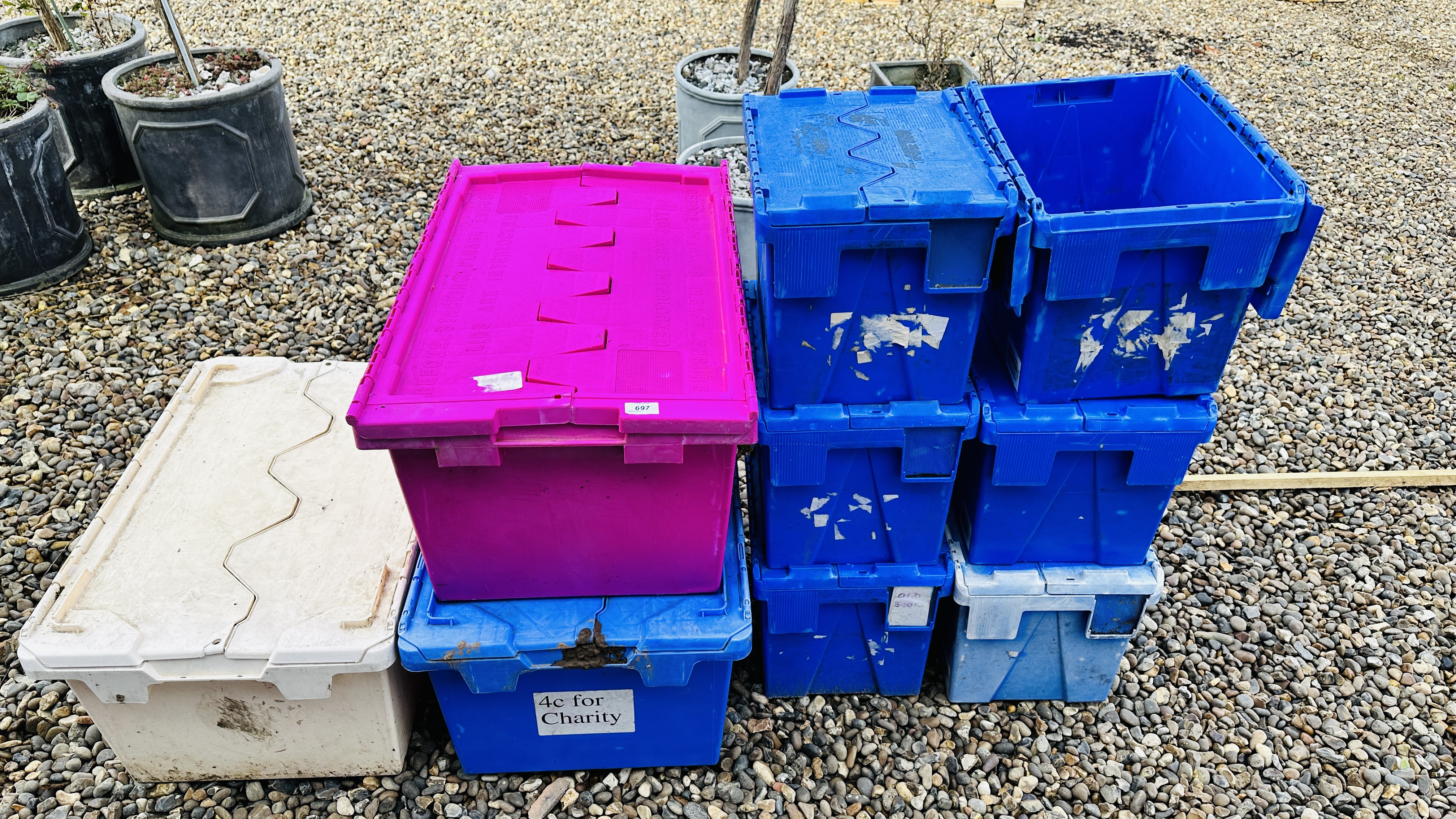 9 X HEAVY DUTY PLASTIC STORAGE BOXES (3 LARGE - 6 SMALL).