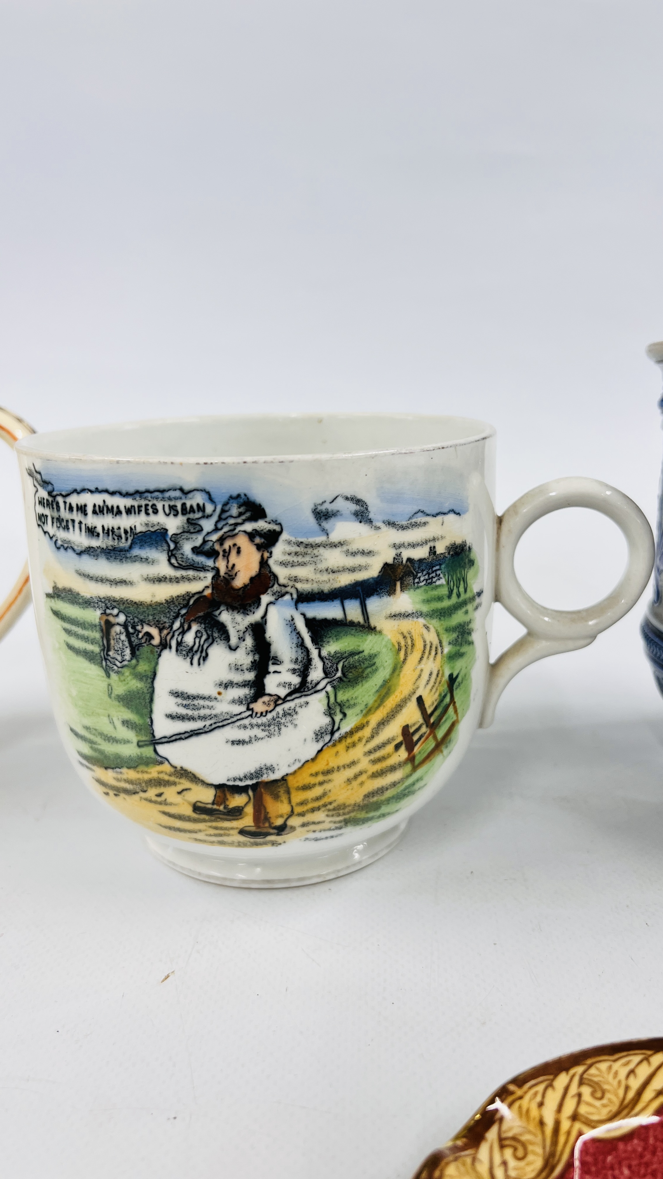 A GROUP OF VINTAGE CERAMICS TO INCLUDE AN ADAMS DICKENS JUG, TYKE MUG, SMALL ORIENTAL VASE, - Image 3 of 15