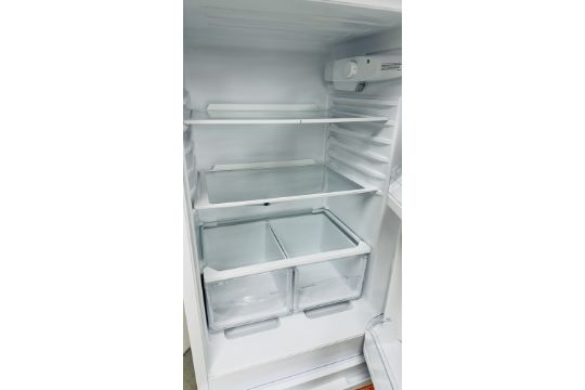 INDESIT FRIDGE FREEZER - SOLD AS SEEN. - Image 6 of 9