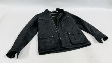 BARBOUR GENT'S L QUILTED JACKET.