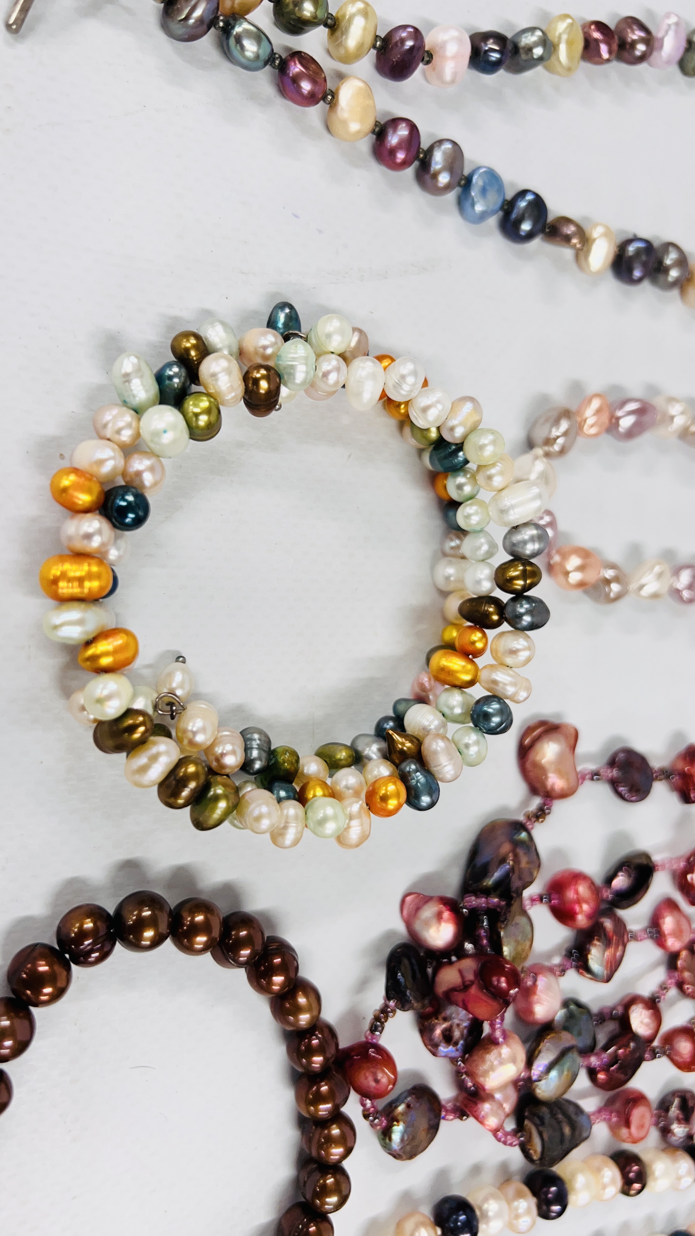 SELECTION OF CULTIVATED PEARL NECKLACES. - Image 2 of 4
