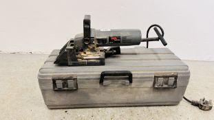 A SKIL PROFESSIONAL 1810 BISCUIT JOINER IN CARRY CASE - SOLD AS SEEN.