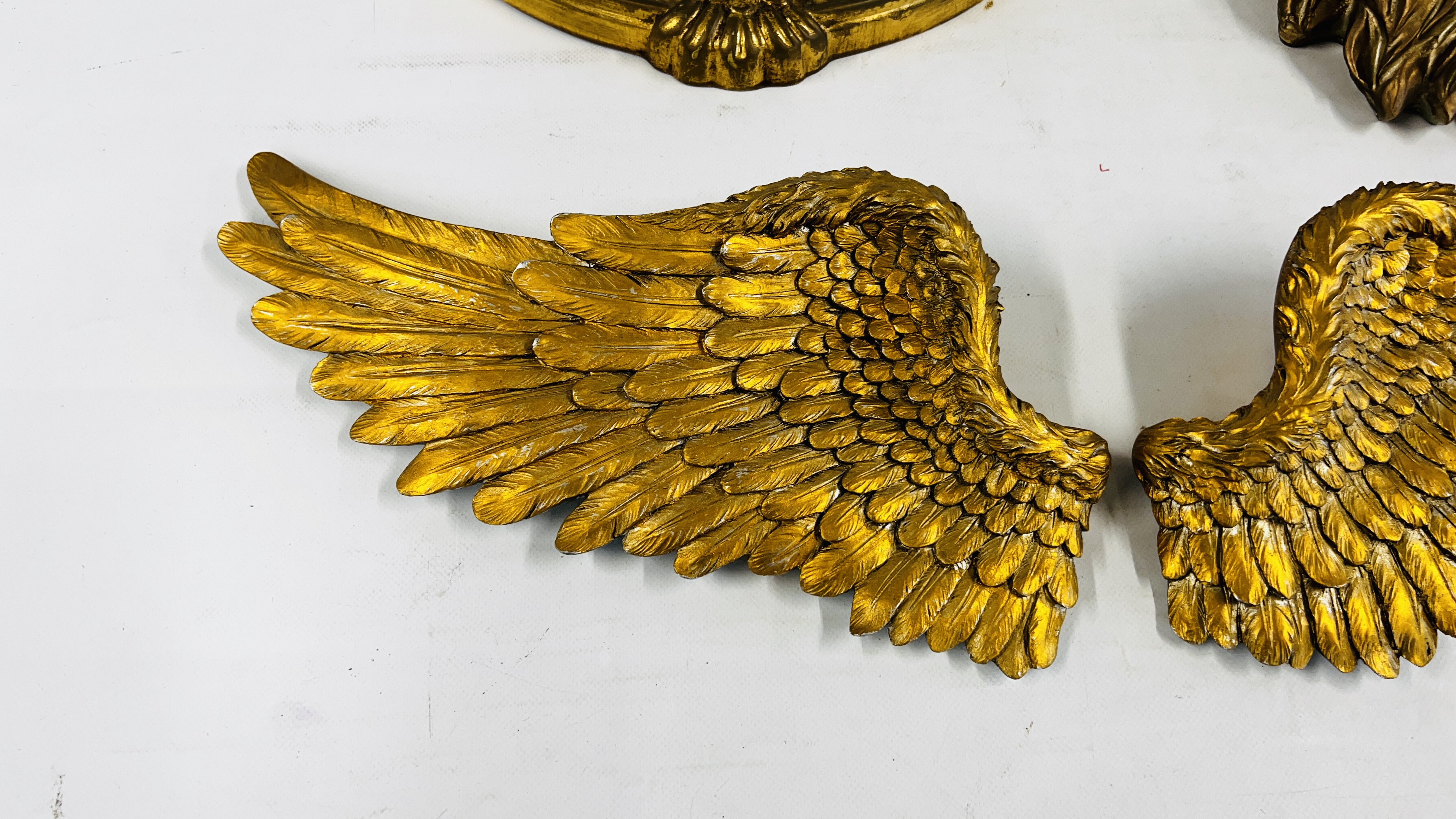 A PAIR OF REPRODUCTION GILT FINISH WINGS, REPRODUCTION GILT FINISH LIONS HEAD, - Image 2 of 6