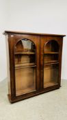 VICTORIAN MAHOGANY TWO DOOR BOOKCASE, THE INTERIOR WITH ADJUSTABLE SHELVING, W 137CM, D 31CM,