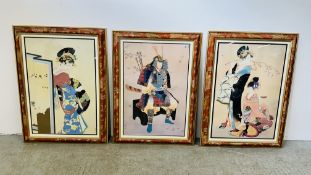 A SET OF 3 ORIENTAL FRAMED PRINTS OF A WARRIOR IN ARMOUR,