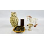 A GROUP OF STUDIO POTTERY PIECES TO INCLUDE A GLAZED VASE,