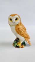 A BESWICK BARN OWL FIGURE 1046 GLOSS FINISH - H 17.5.