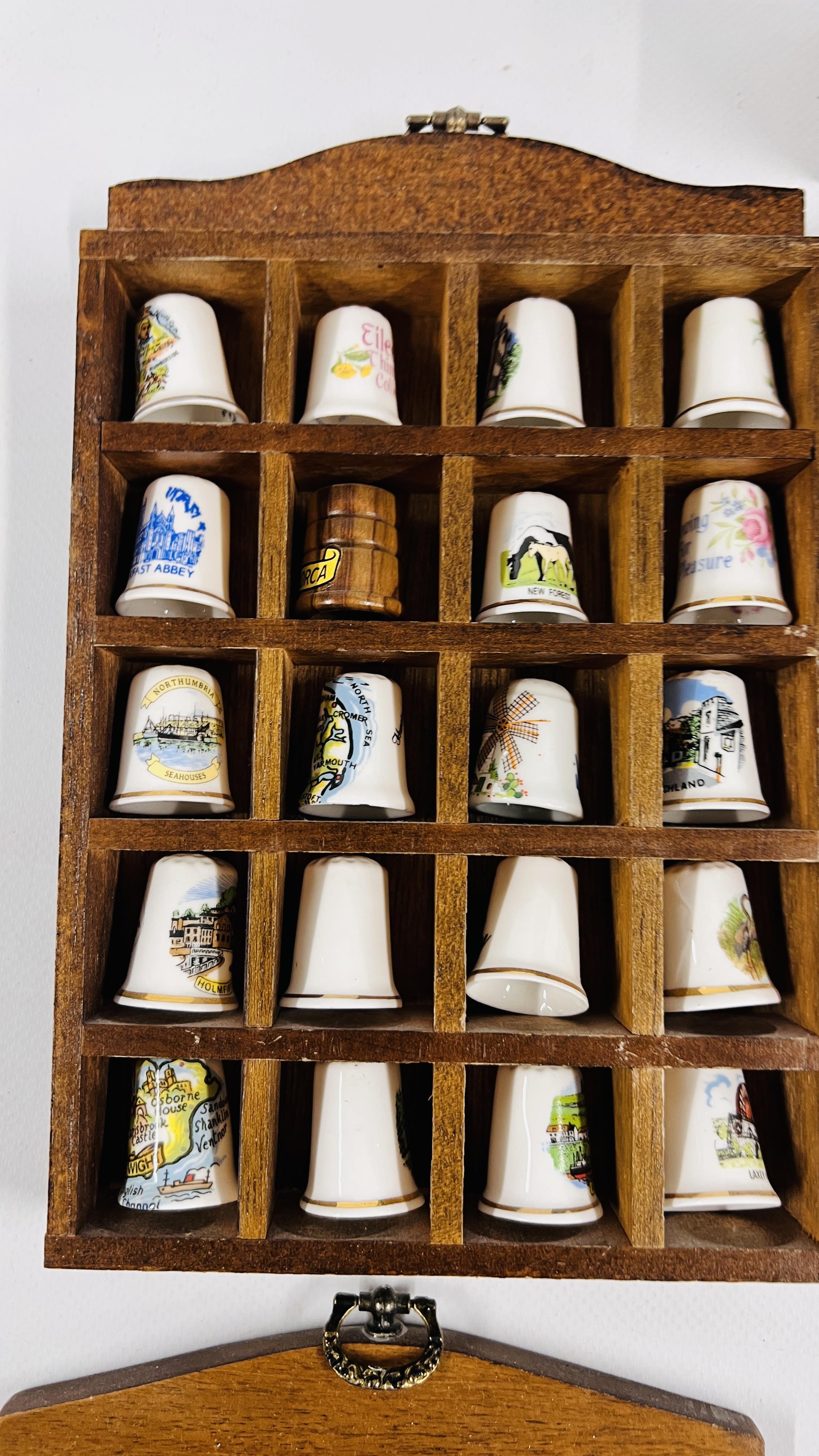 COLLECTION OF COLLECTORS THIMBLES IN CASES. - Image 4 of 8