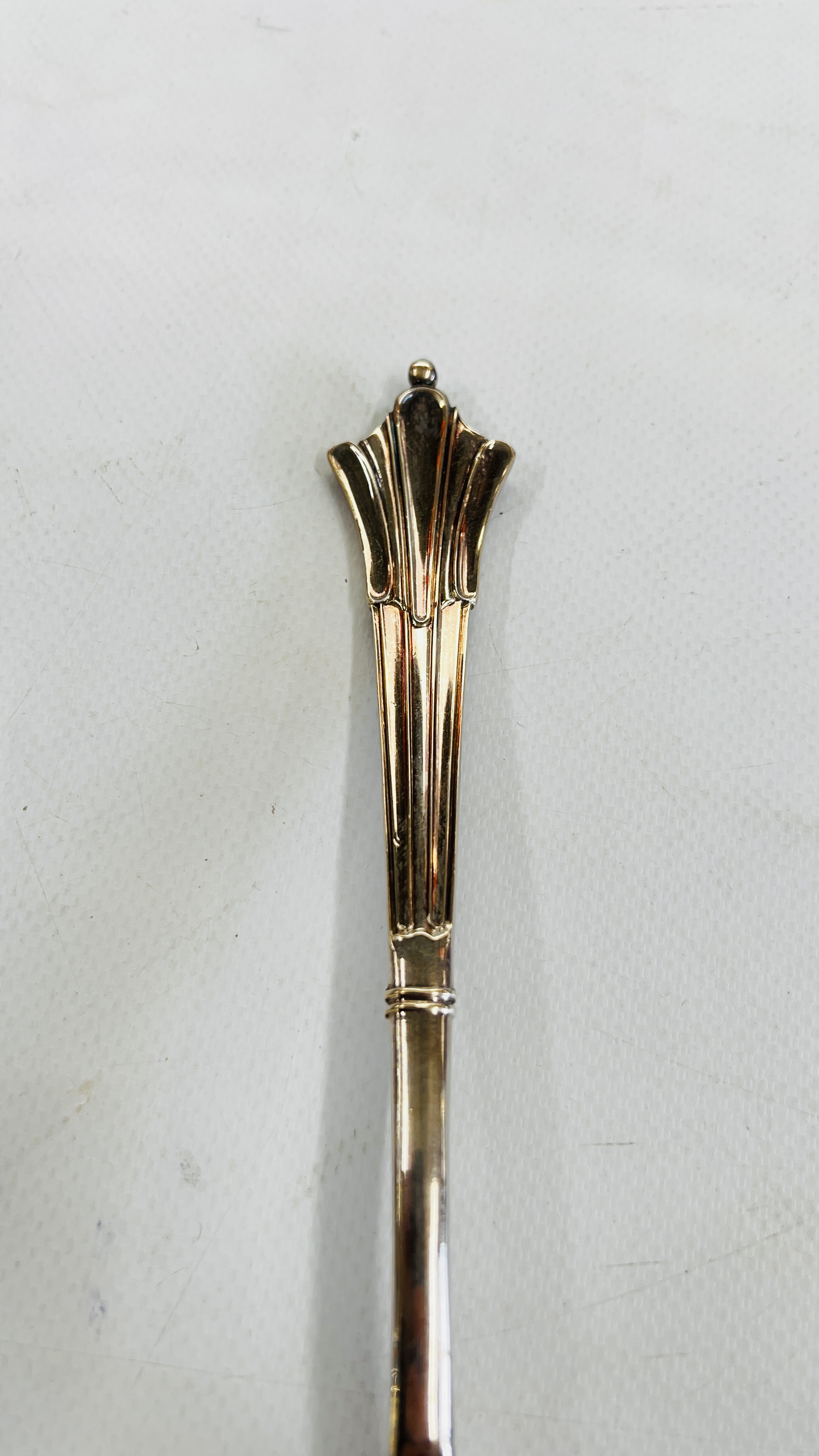 AN ANTIQUE VICTORIAN SILVER SPOON, SHEFFIELD ASSAY 1895, MAKER H. ATKINS - L 22.5CM. - Image 2 of 8