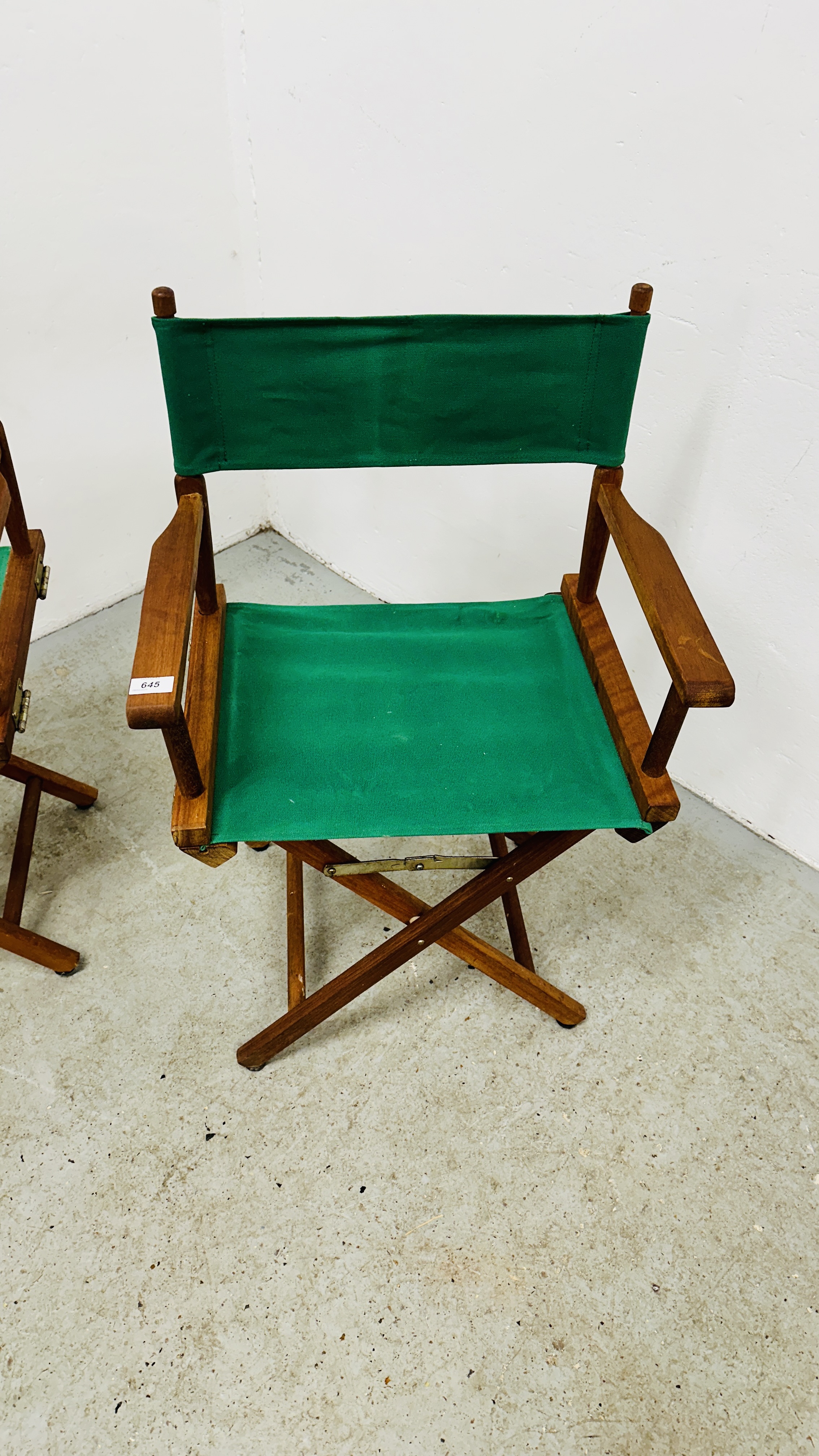 A PAIR OF HARDWOOD FRAMED FOLDING DIRECTORS STYLE CHAIRS. - Image 2 of 4