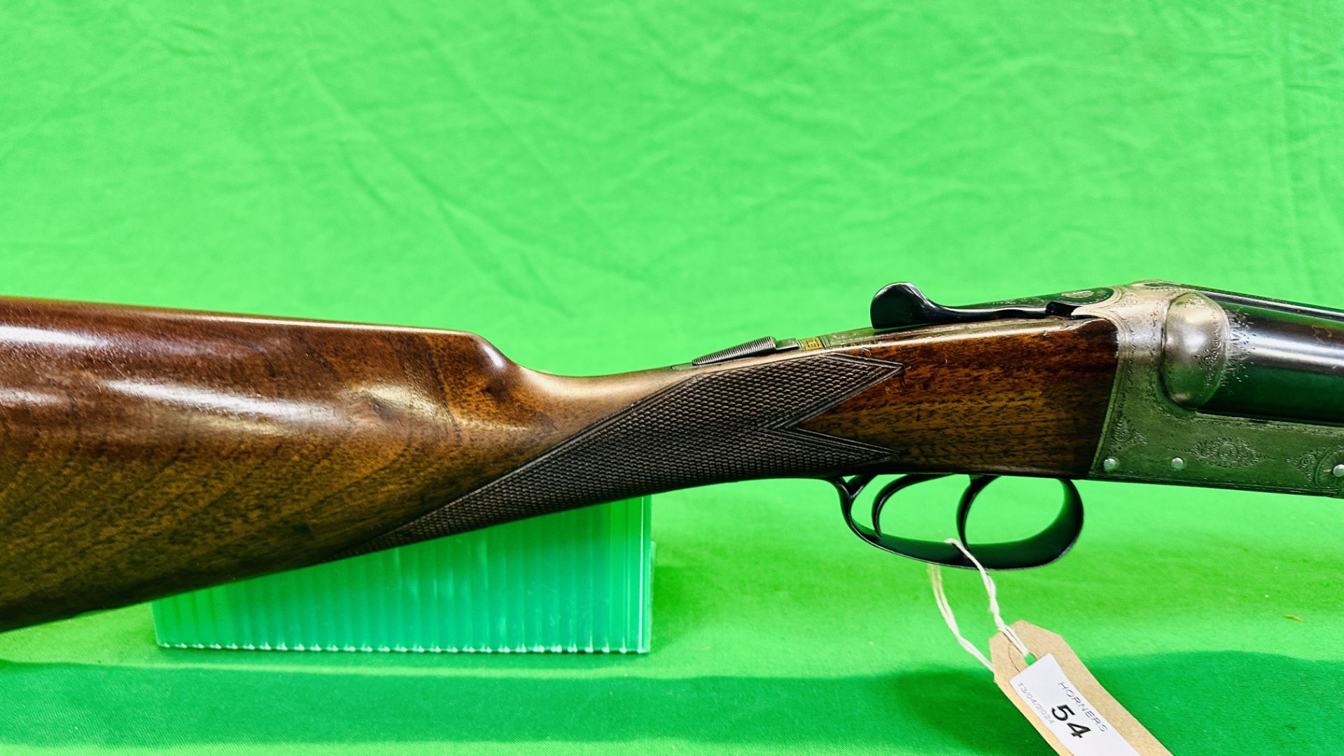 CHUBB 12 BORE SIDE BY SIDE SHOTGUN #1233 (BOXLOCK CYLINDER MECHANISM REPLACED), BSA BARRELS, - Bild 3 aus 16