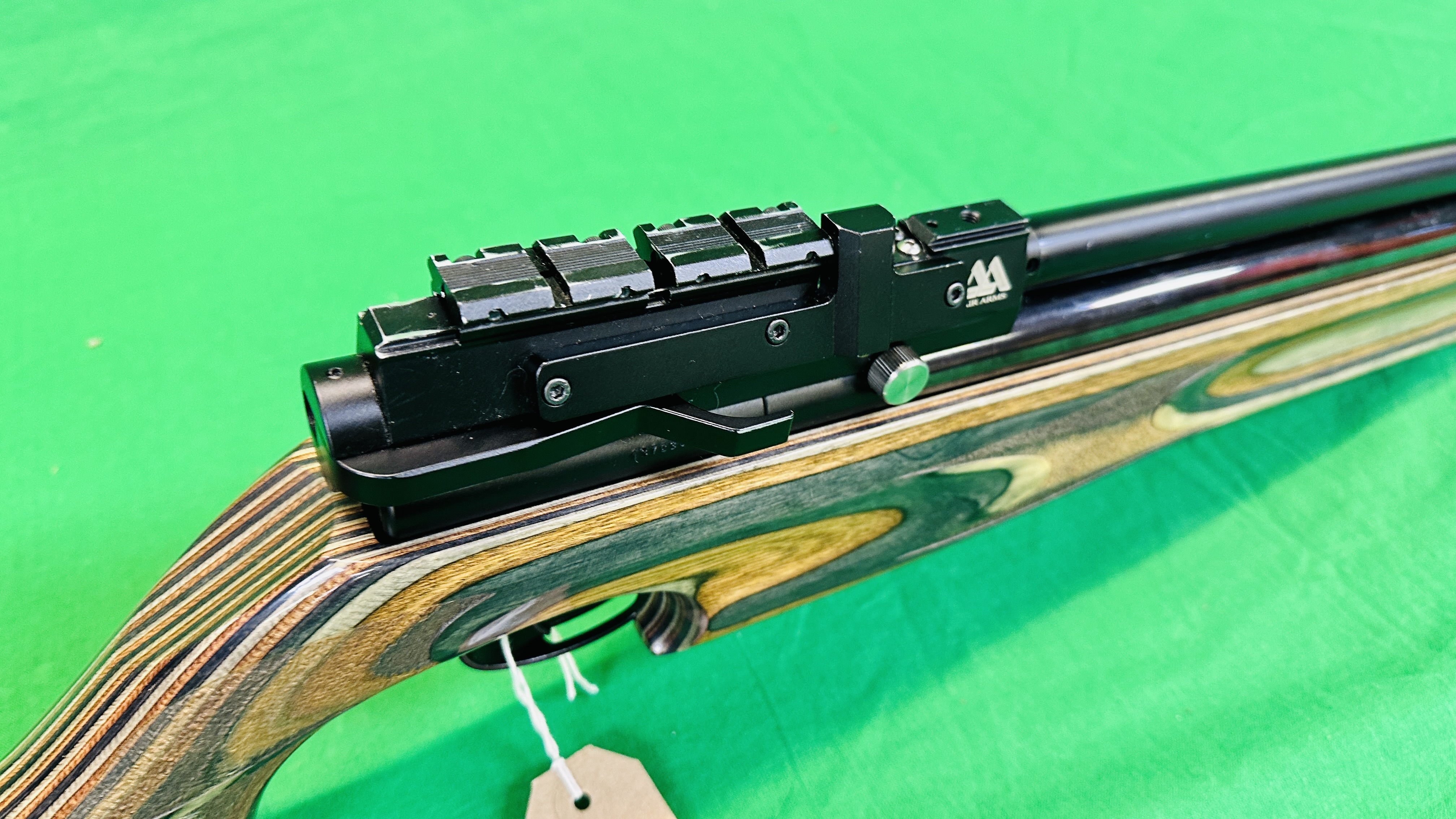 AIR ARMS ULTIMATE SPORTER .22 CALIBRE PCP F.A. - Bild 6 aus 20