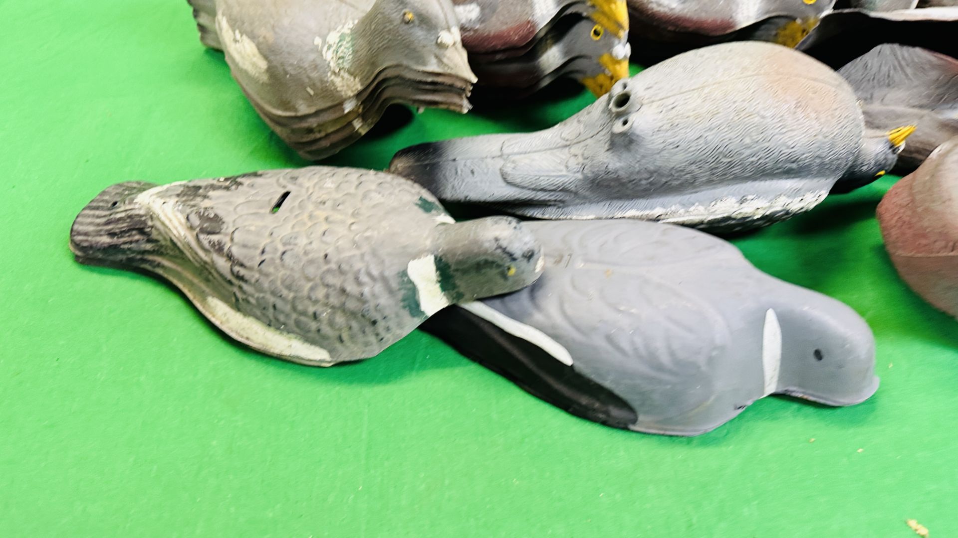 TWO BOXES OF VARIOUS PIGEON DECOYS AND DECOY DUCK. - Image 2 of 9