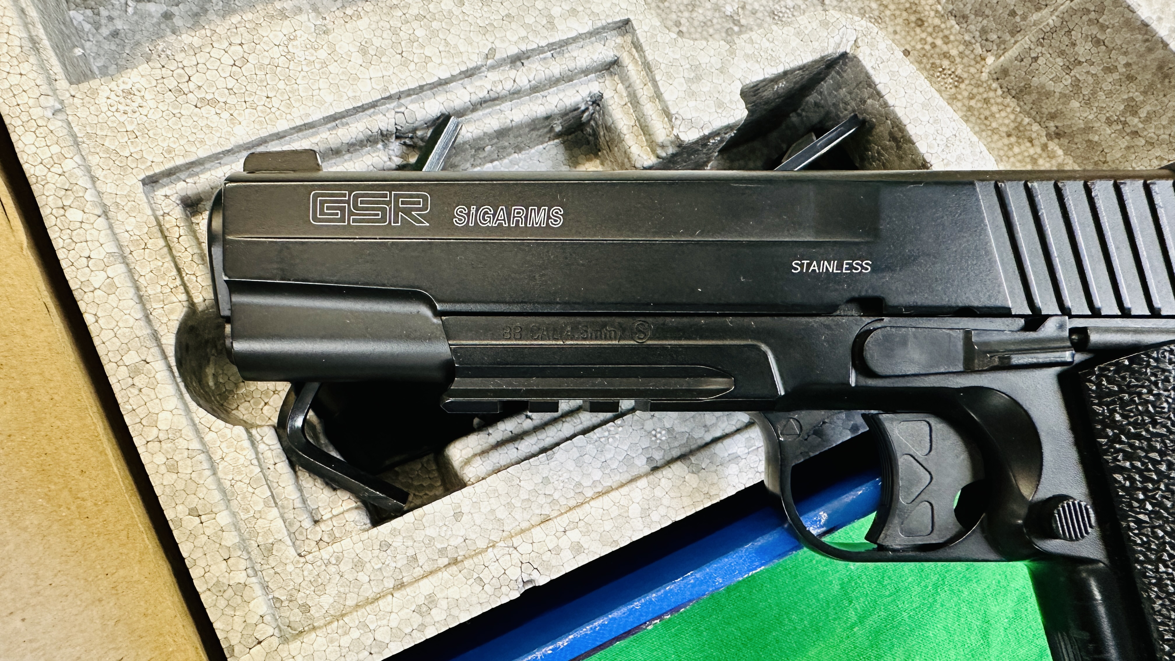 BOXED SIG SAUER GSR Co2 . - Image 6 of 10