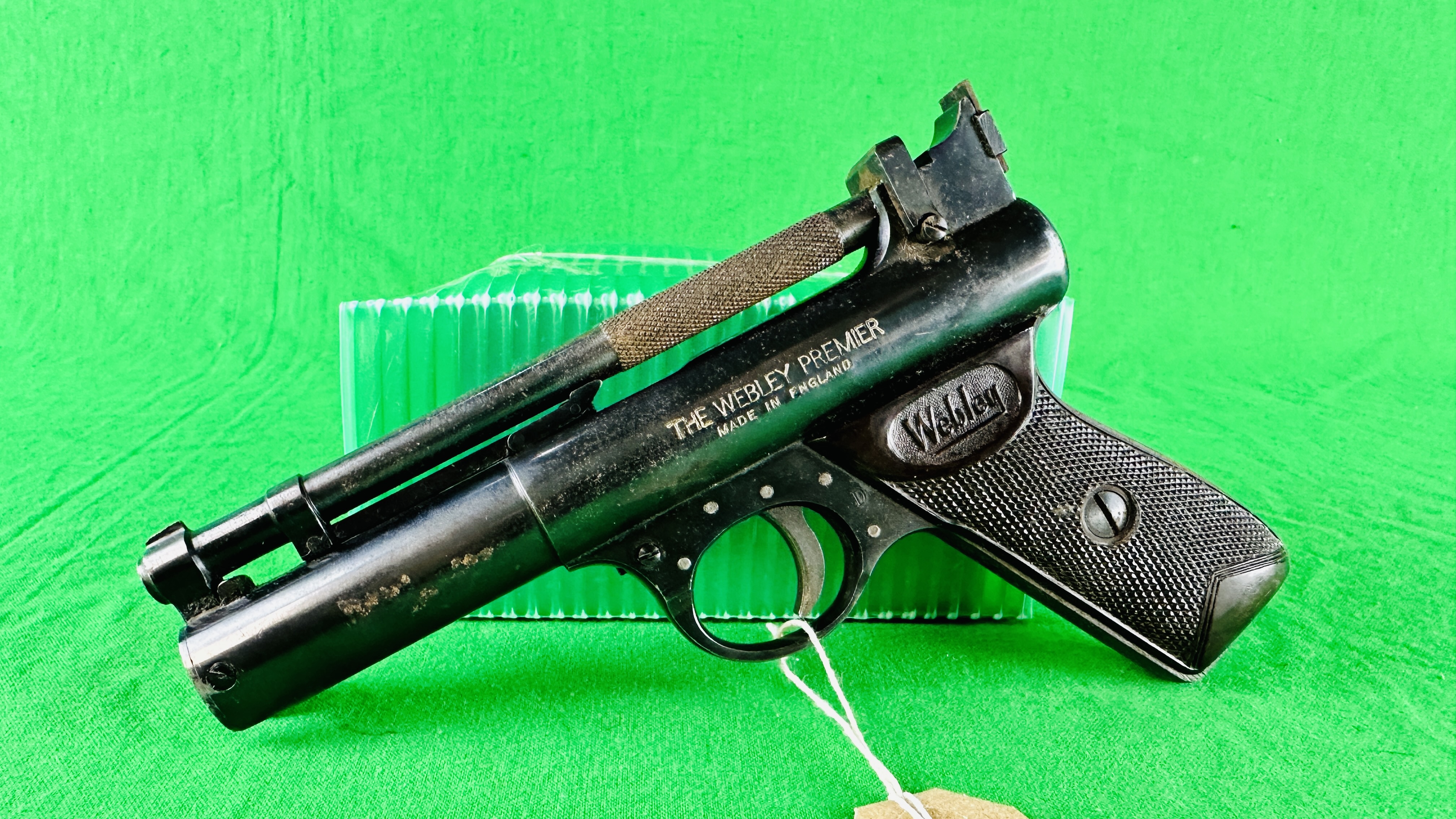 "THE WEBLEY PREMIER" . - Image 6 of 12