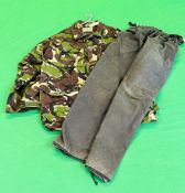 A PAIR OF HOGGS SIZE L WATERPROOF TROUSERS,