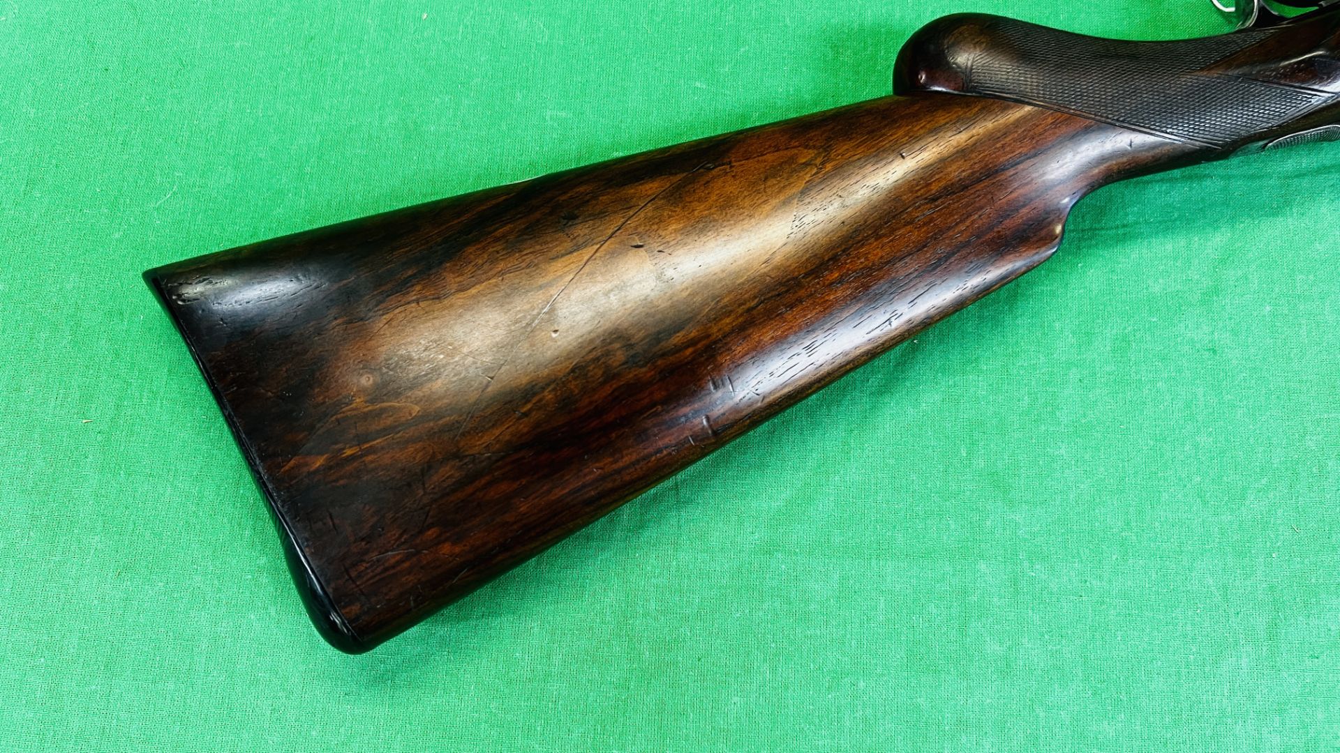 MIDLAND 12 BORE SIDE BY SIDE SHOTGUN, #105959, SIDE LOCK 25" BARRELS, FULL CHOKE 14", - Image 17 of 28