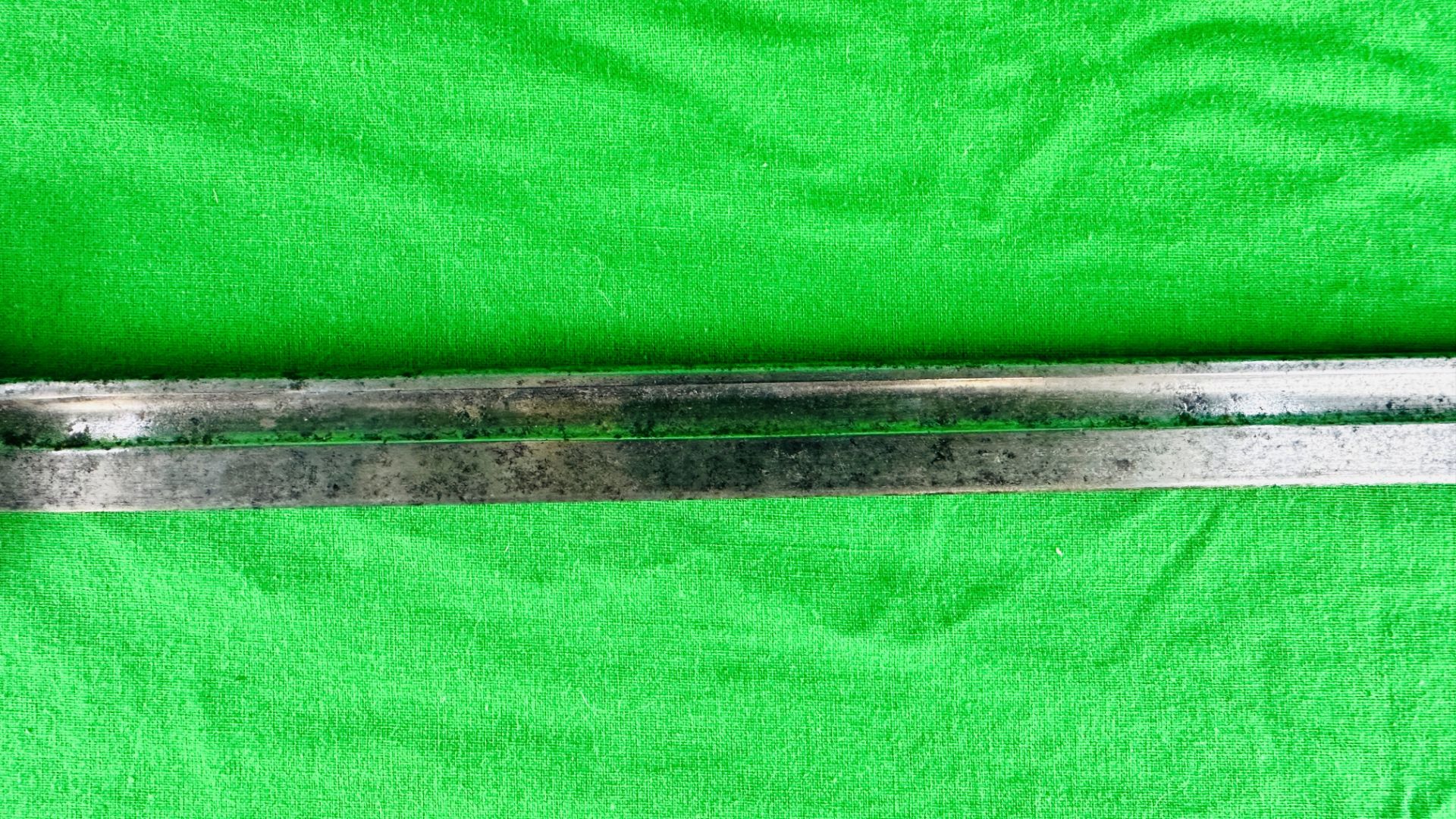 A BRITISH FIRST WORLD WAR 1907 BAYONET MARKED LS SANDERSON, L 55. - Bild 4 aus 13