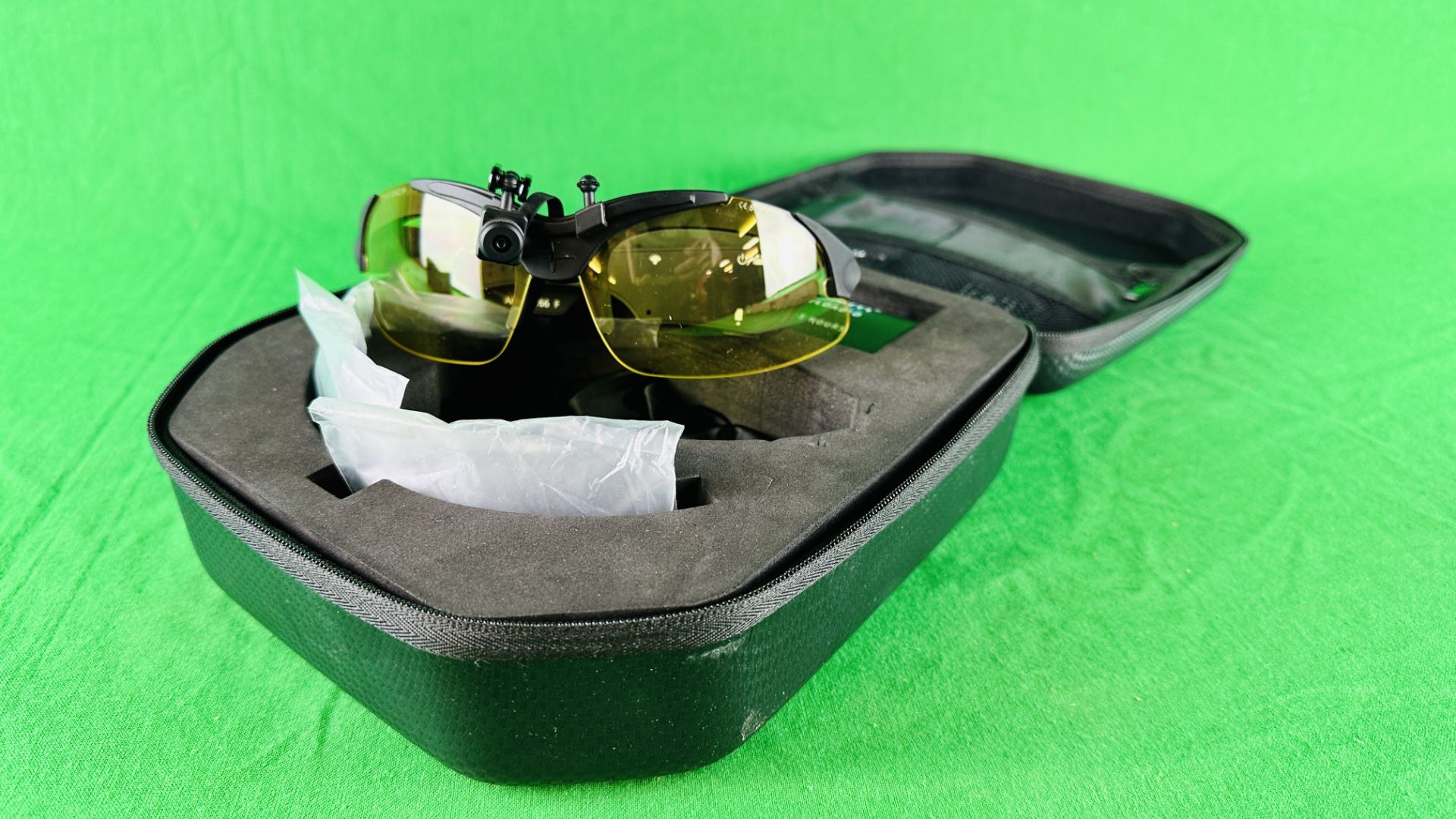 AIMCAM PRO 2 GLASSES COMPLETE WITH AIMCAM RELOADED BATTERY,
