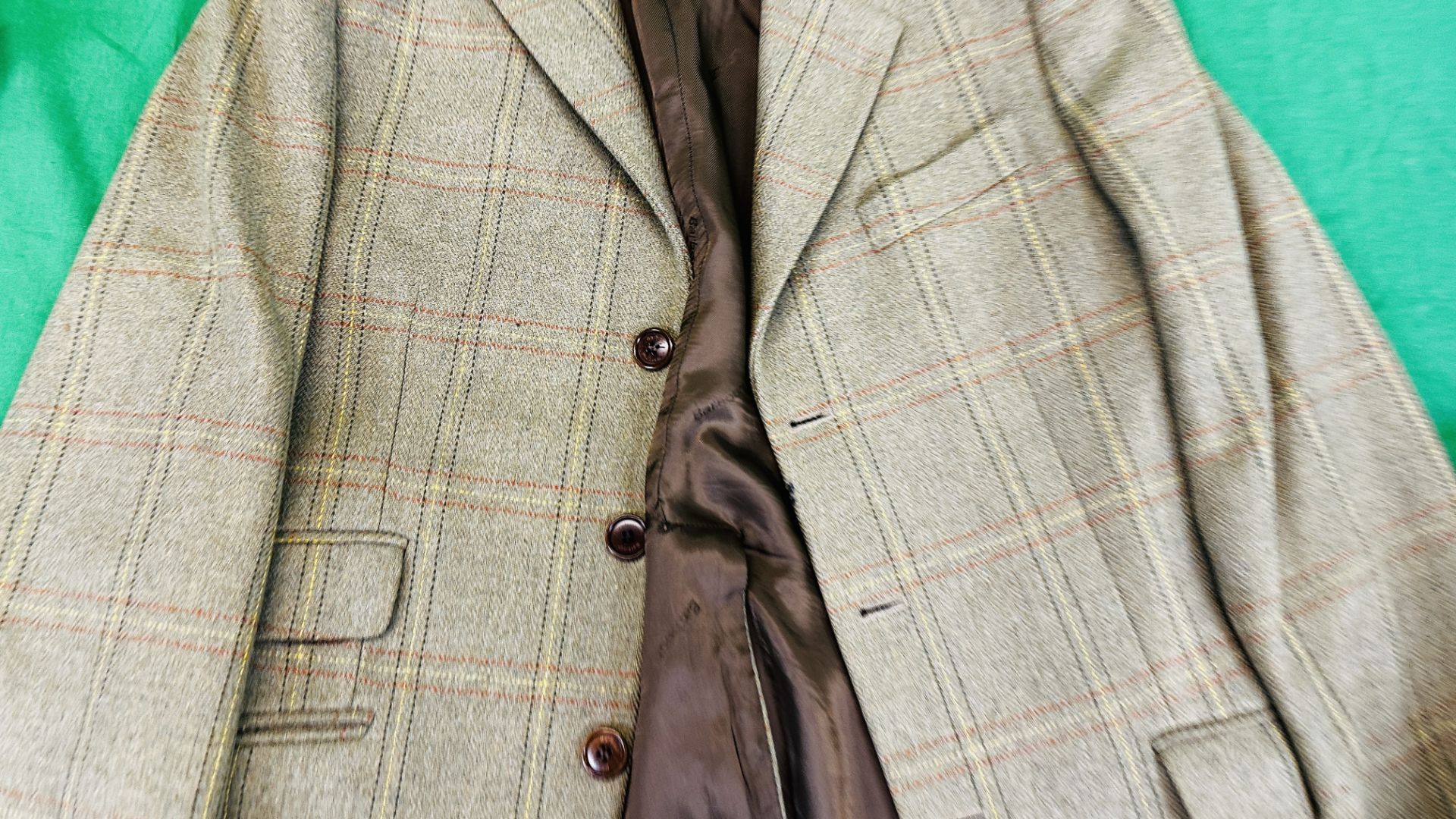 FIVE GENTS JACKETS TO INCLUDE BARBOUR TWEED JACKET, P.G. - Image 16 of 17