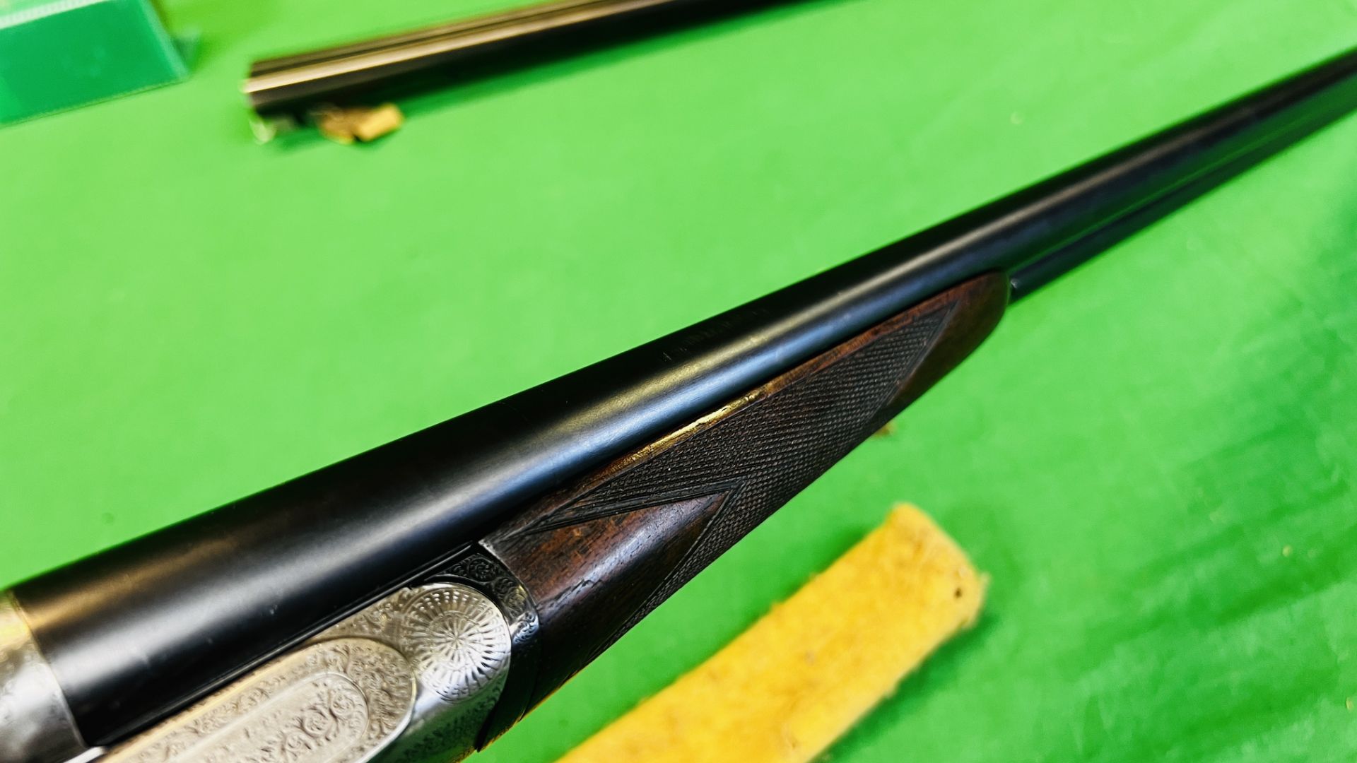 12 BORE TOLLEY SIDE BY SIDE SHOTGUN #8670, 28" BARRELS (2 3/4" CHAMBER), EJECTOR, - Image 20 of 37