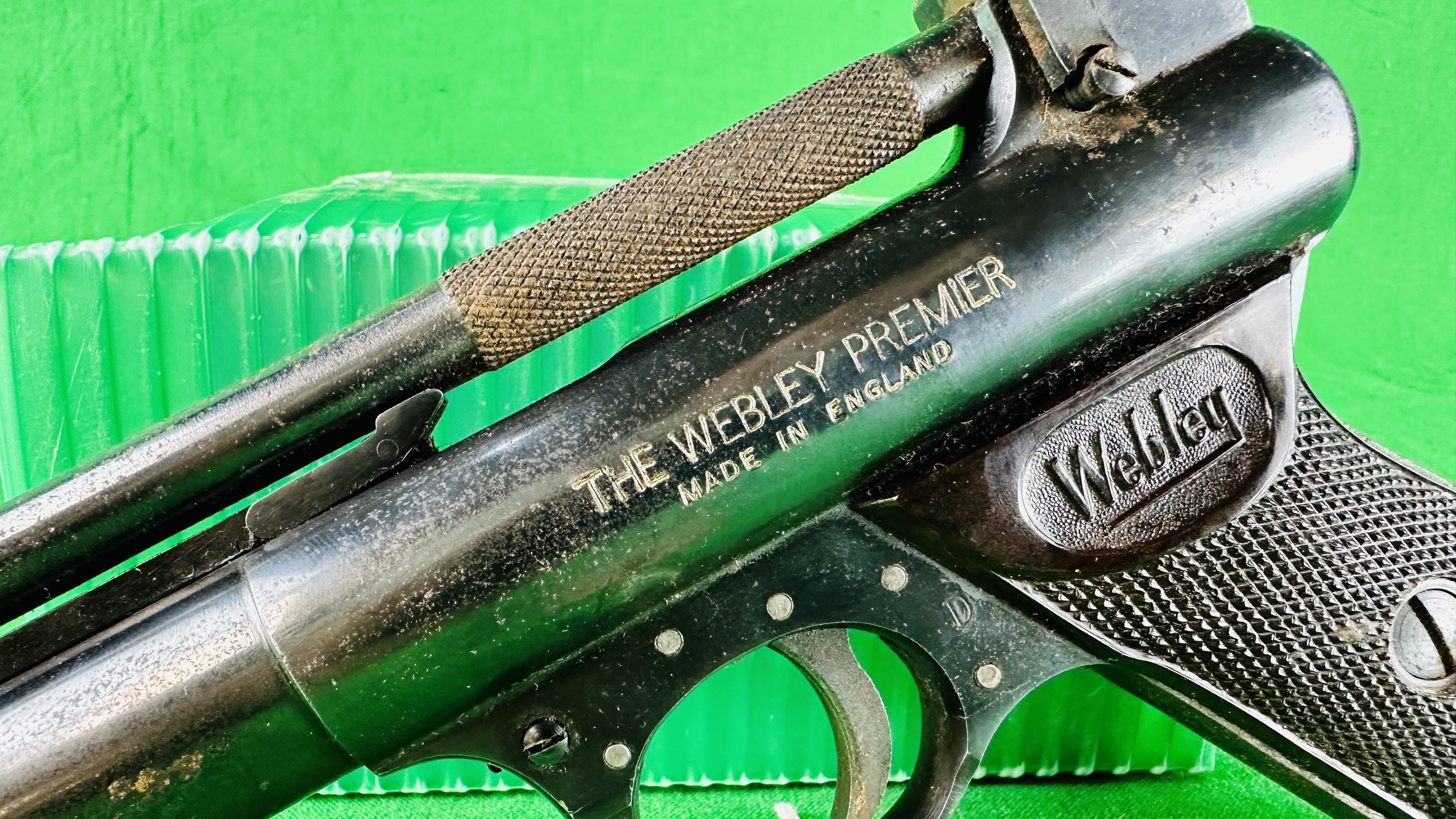 "THE WEBLEY PREMIER" . - Image 7 of 12