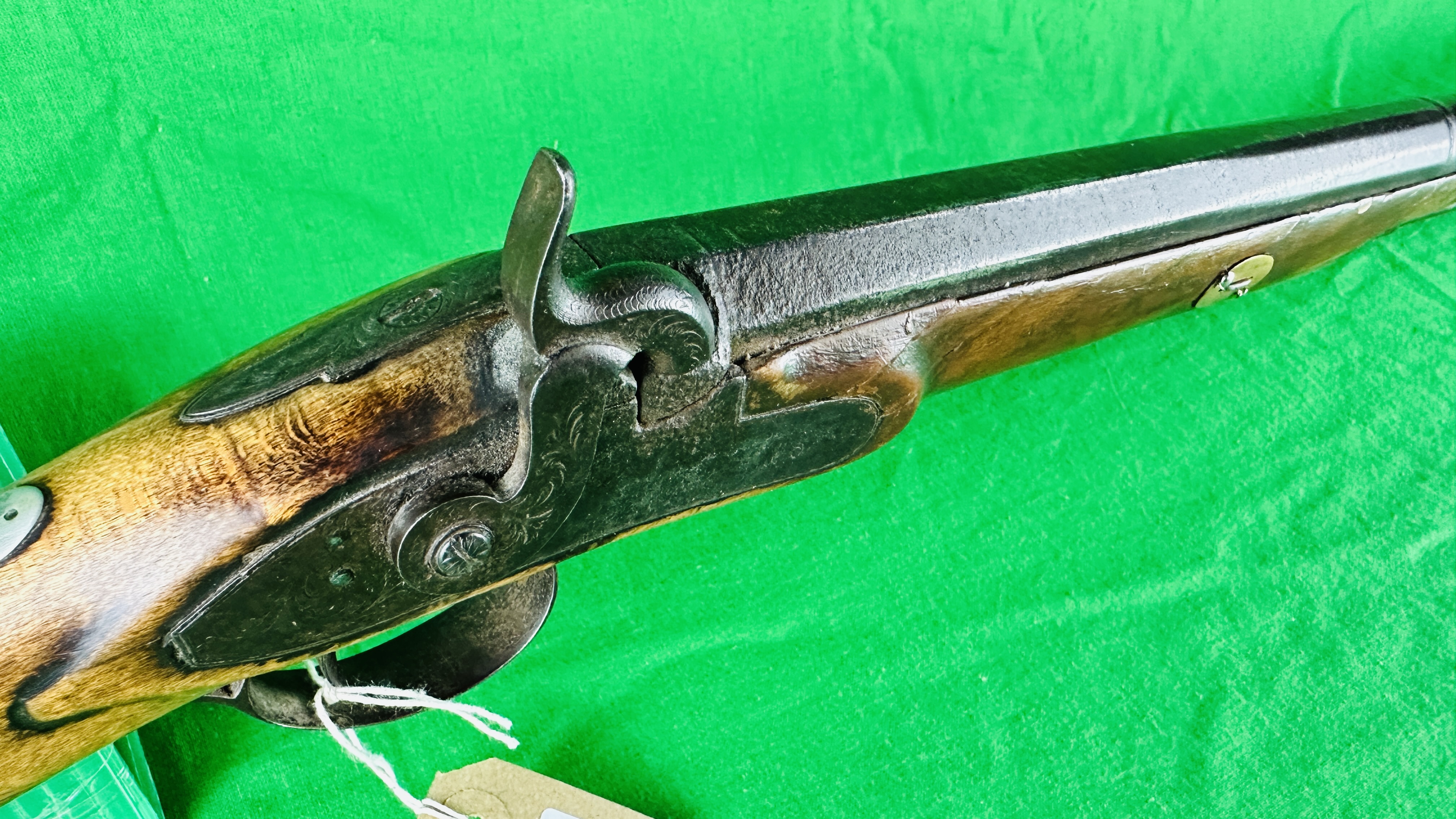 ANTIQUE NEWARK PERCUSSION MUZZLE LOADING RIFLE WITH LOADING ROD, - Image 5 of 18