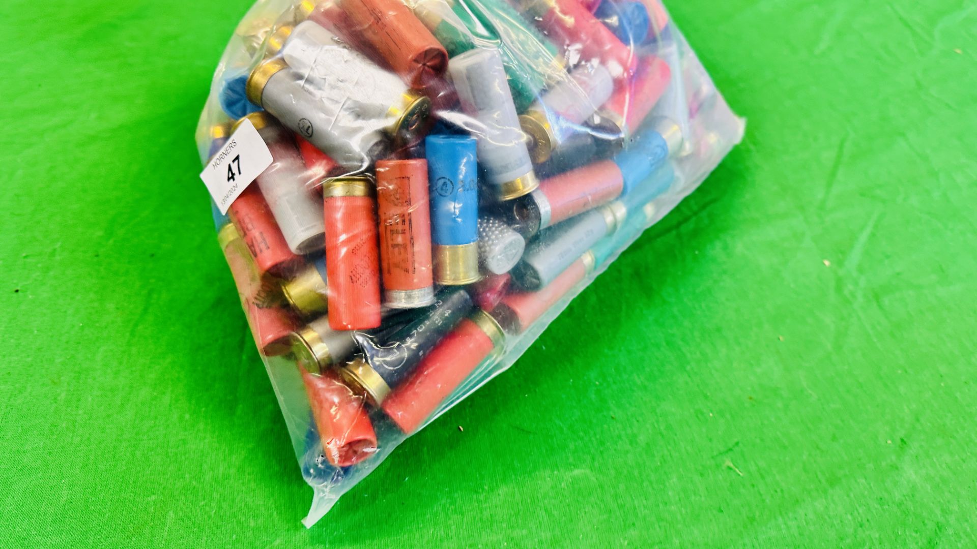 250 X MIXED 12 GAUGE CARTRIDGES - (TO BE COLLECTED IN PERSON BY LICENCE HOLDER ONLY - NO POSTAGE - - Bild 2 aus 5