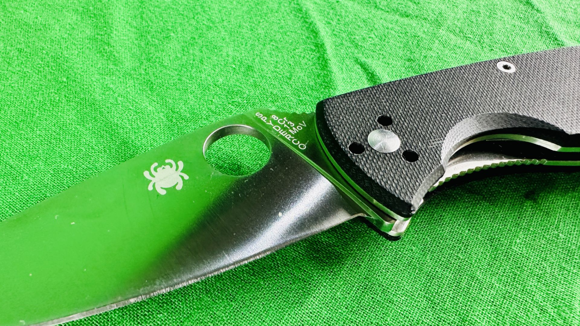 SPYDERCO TENACIOUS C122GP FOLDING POCKET LOCK KNIFE - NO POSTAGE OR PACKING AVAILABLE - Image 3 of 7
