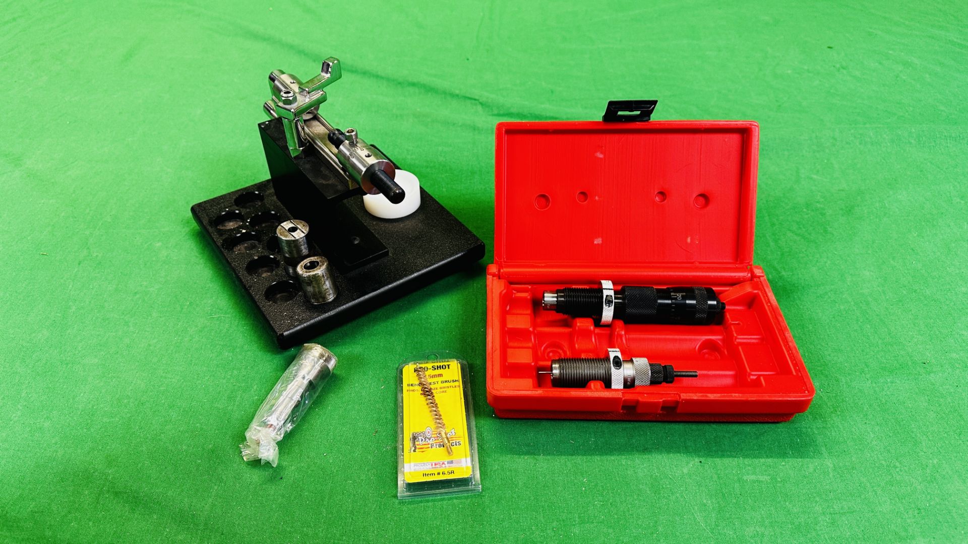 A QUANTITY OF RELOADING EQUIPMENT TO INCLUDE 6.