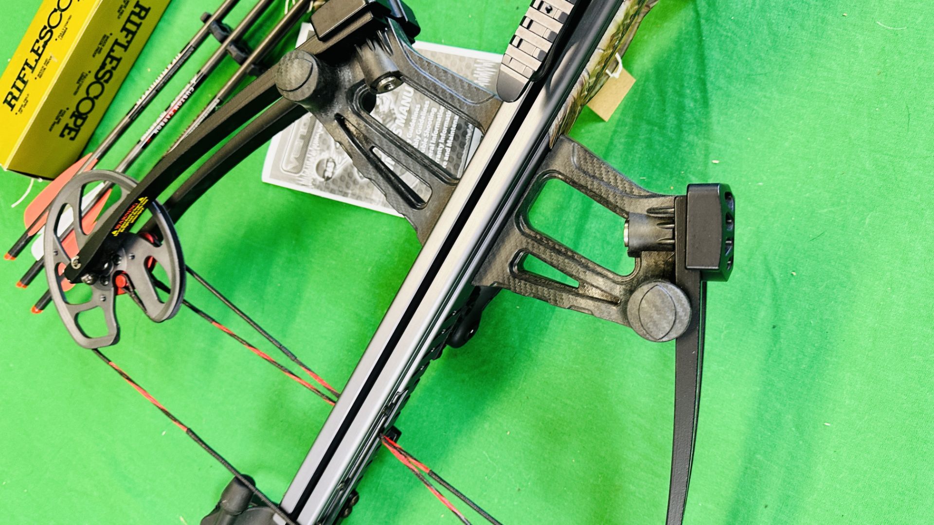 BARNETT "VENGANCE" COMPOUND CROSSBOW COMPLETE WITH THREE CARBON FIBRE CROSSBOW BOLTS, QUIVER, - Image 25 of 35