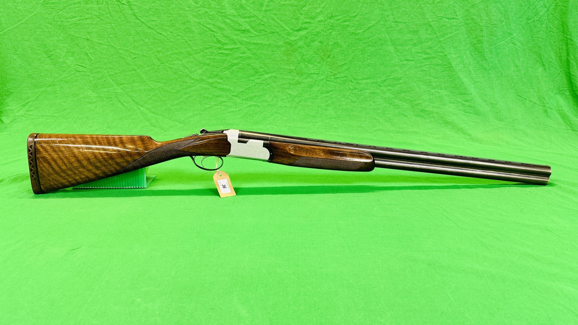 BERETTA 12 GAUGE OVER AND UNDER SHOTGUN #B270195B, MODEL S56E, 28" BARRELS,