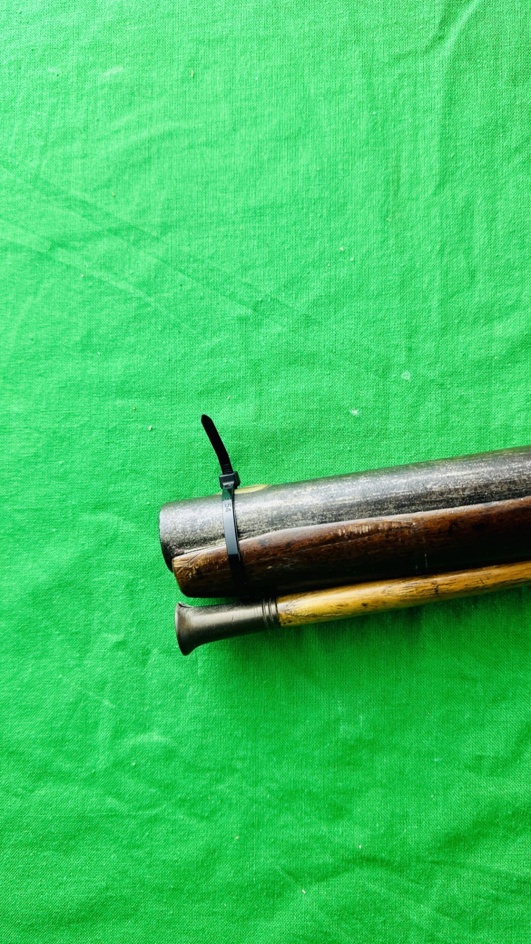ANTIQUE PERCUSSION CAP MUZZLE LOADING SHOTGUN WITH LOADING ROD -COLLECTORS PIECE, - Image 16 of 18