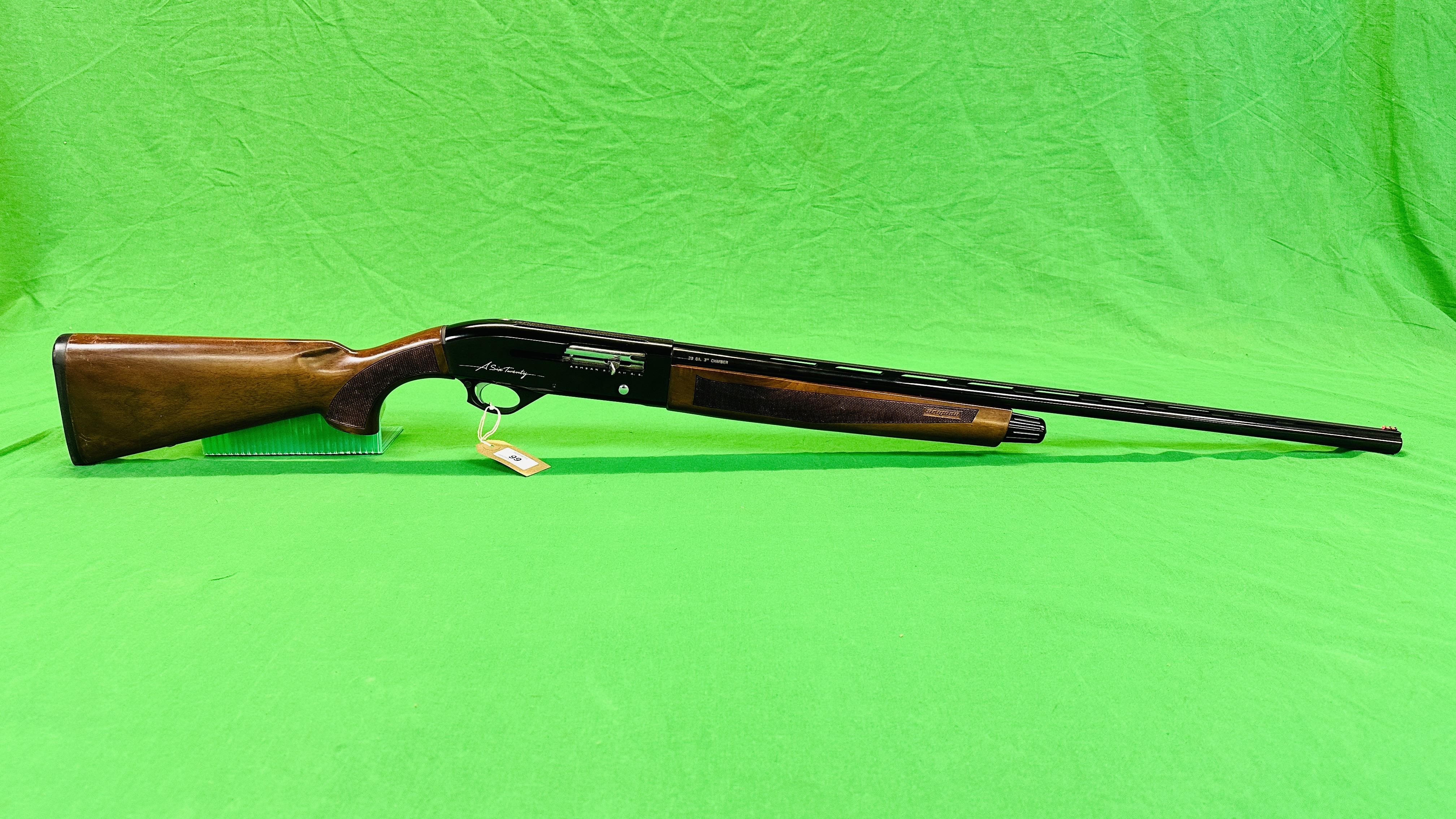 ARMSAN 20 GAUGE SEMI AUTO SHOTGUN #15K9548 27¾" BARRELS MULTI CHOKE (TOTAL 3 CHOKES) MODEL A620 -