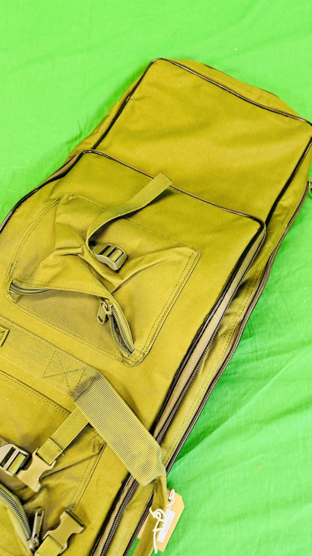 GREEN CANVAS TACTICAL RIFLE BAG - Image 4 of 7
