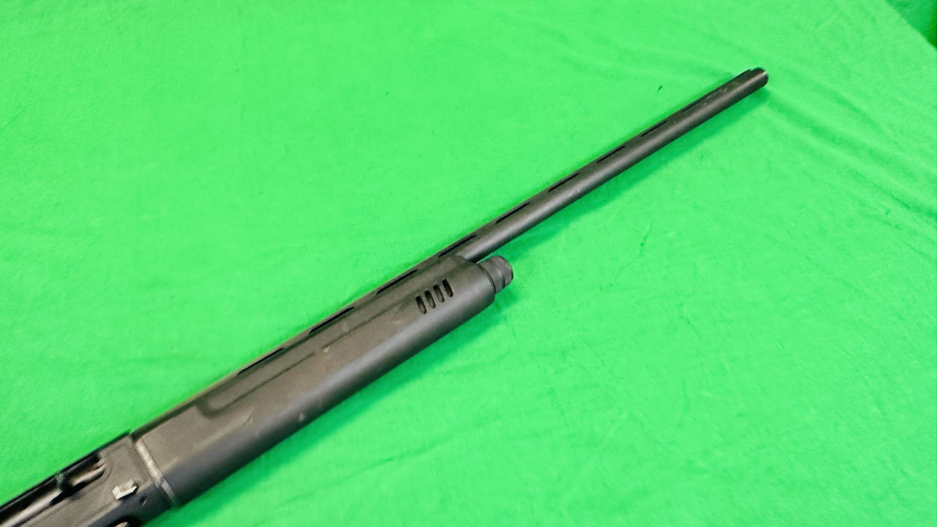 ESCORT MAGNUM 12 BORE SELF LOADING SHOTGUN #113819 + ACCESSORIES, - Image 8 of 15