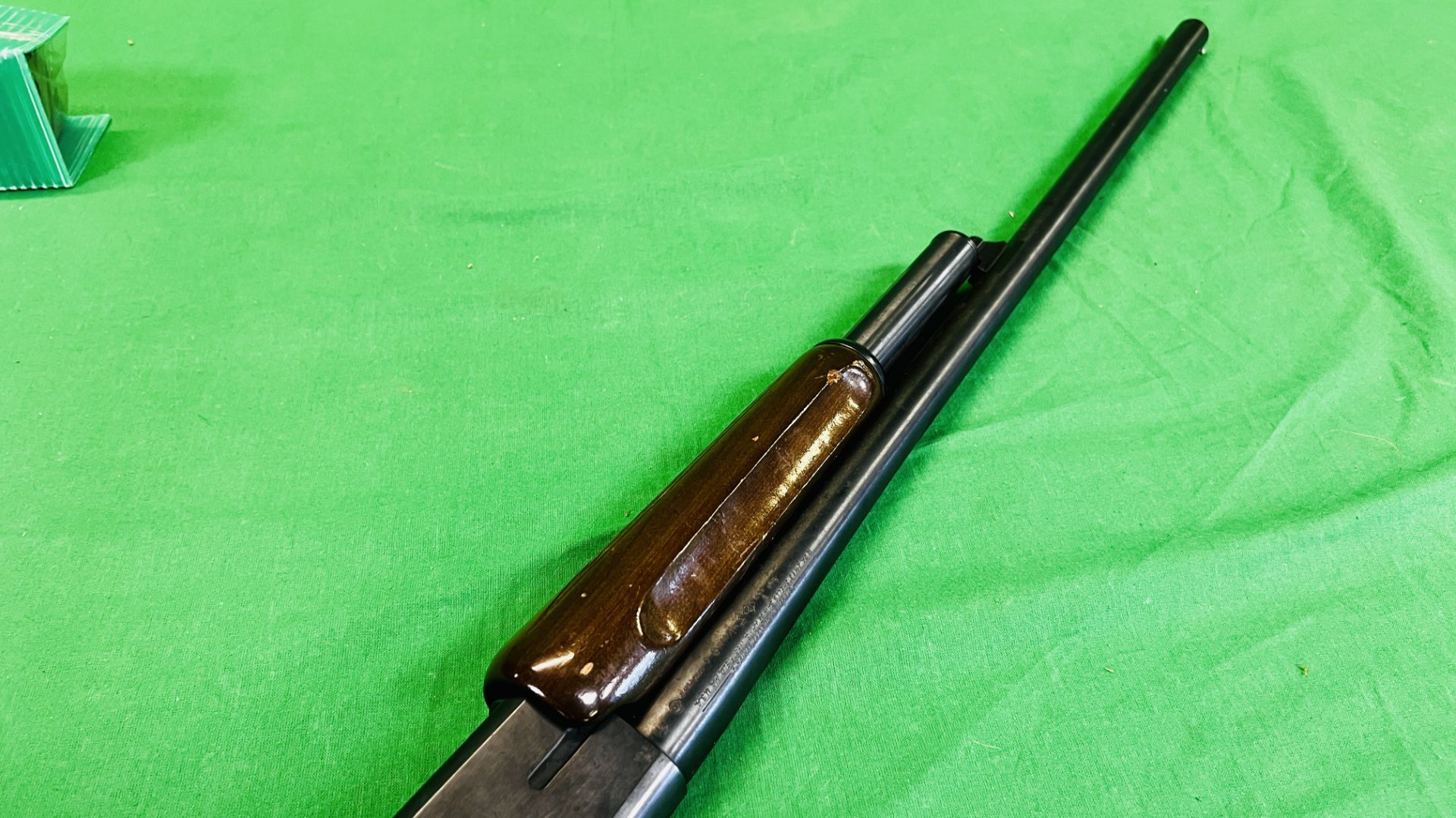 STEVENS 12 BORE PUMP ACTION SHOTGUN (3 SHOT) #D417603 - (REF: 1425) - (ALL GUNS TO BE INSPECTED AND - Image 10 of 10