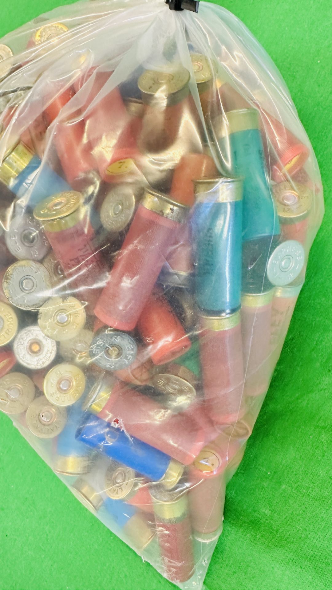 250 X MIXED 12 GAUGE CARTRIDGES - (TO BE COLLECTED IN PERSON BY LICENCE HOLDER ONLY - NO POSTAGE - - Bild 6 aus 6