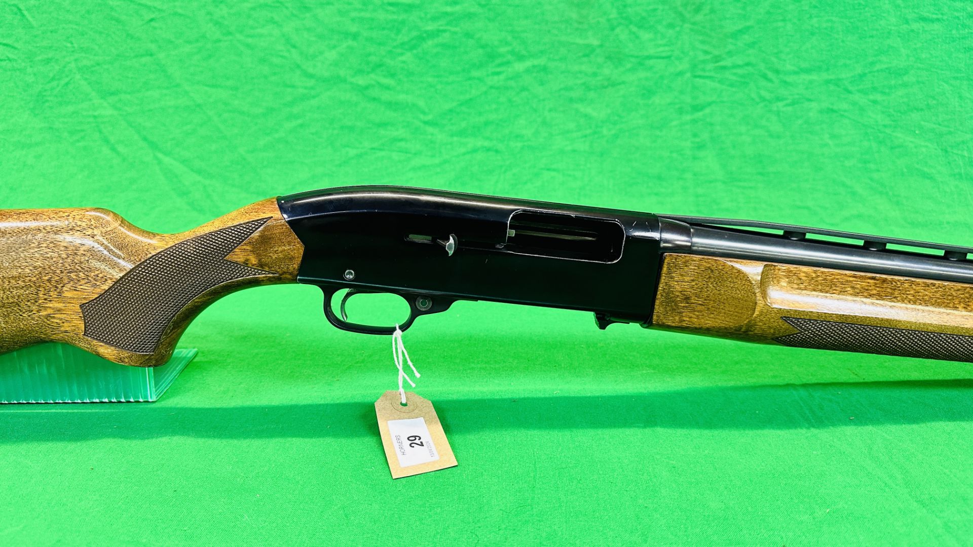 WINCHESTER 12 BORE SEMI AUTO 3 SHOT SHOTGUN #N960458 MULTI CHOKE 28" BARRELS - (REF: 1376) - (ALL - Image 2 of 9