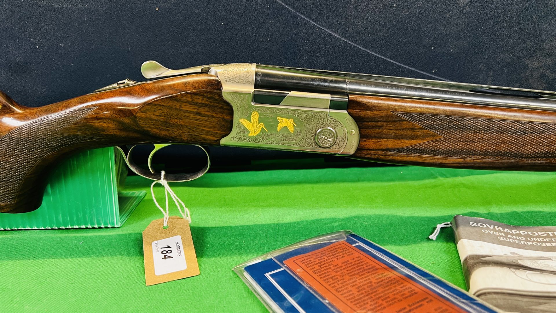 BERETTA 12 BORE OVER AND UNDER SHOTGUN #P26800B ULTRA LIGHT DELUXE MODEL, 28" MULTI CHOKE BARRELS, - Image 2 of 28