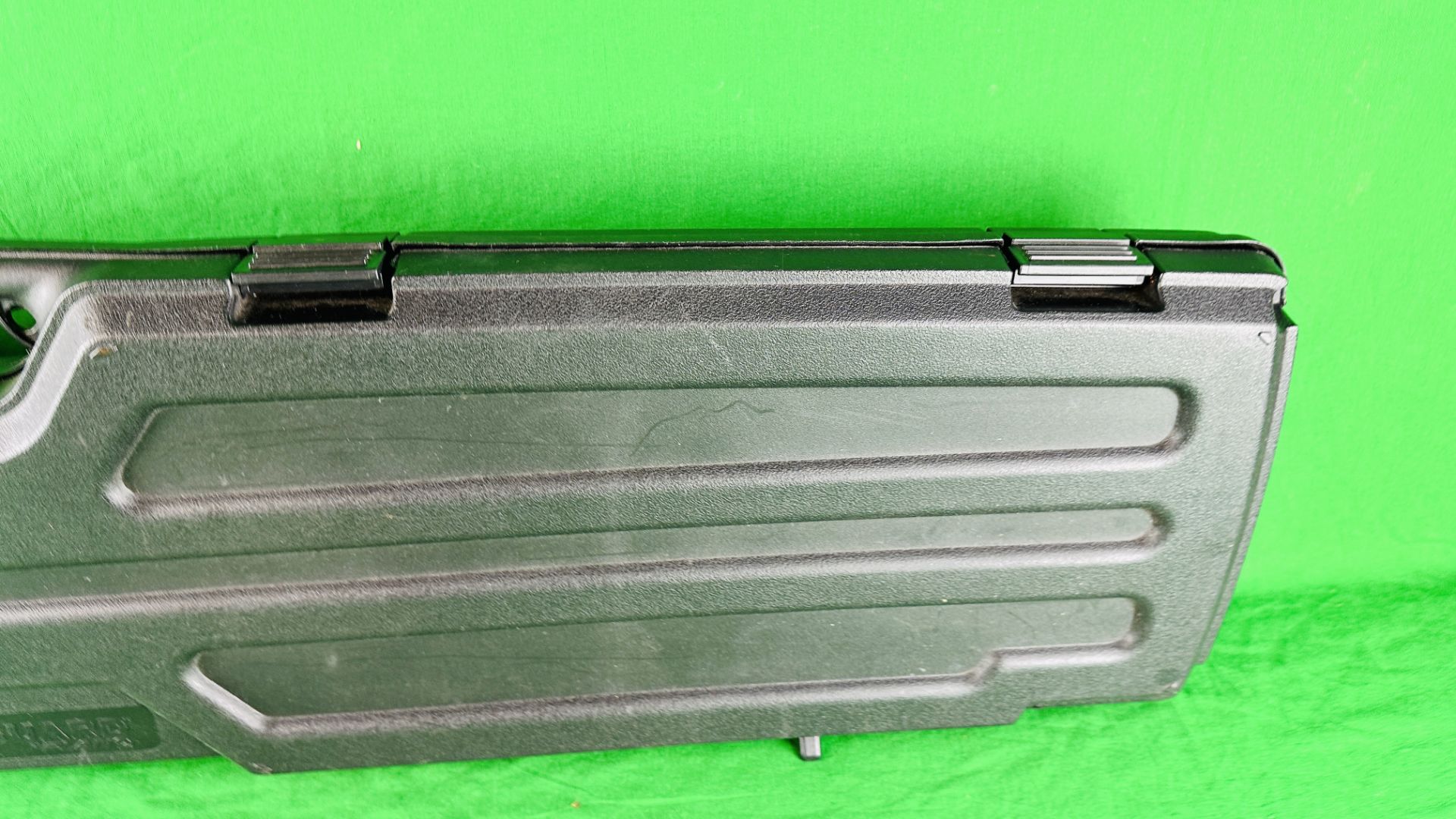 A GUNGUARD HARD TRANSIT CASE - Image 5 of 7