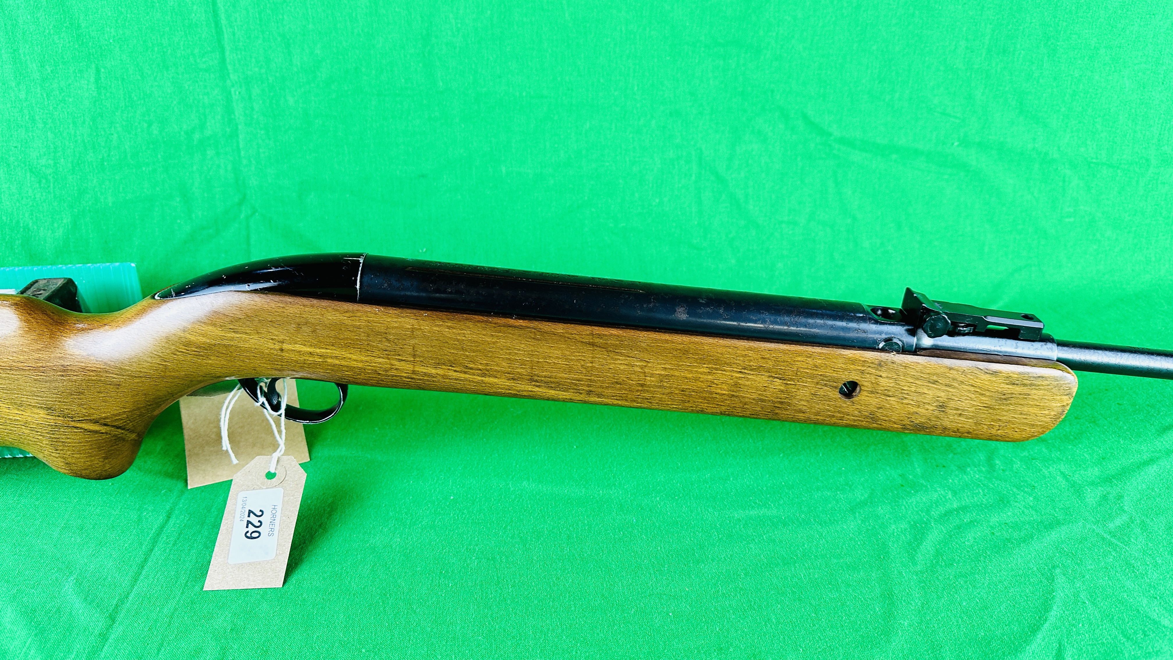 BSA .22 CALIBRE MKV UNDER LEVER AIR RIFLE SERIAL No. - Image 2 of 11