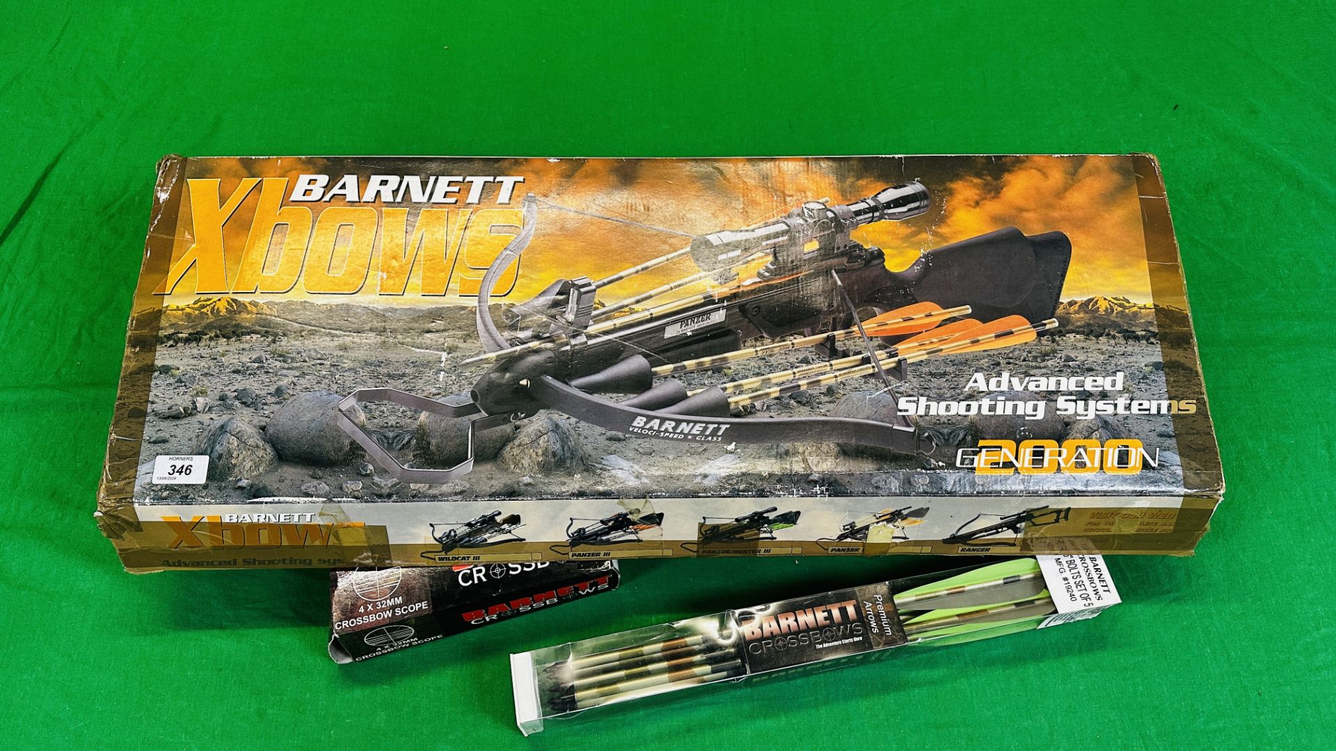 BOXED BARNETT XBOWS CROSSBOW WITH ARROWS AND 4X32 SCOPE - NO POSTAGE OF PACKING AVAILABLE - Image 3 of 8