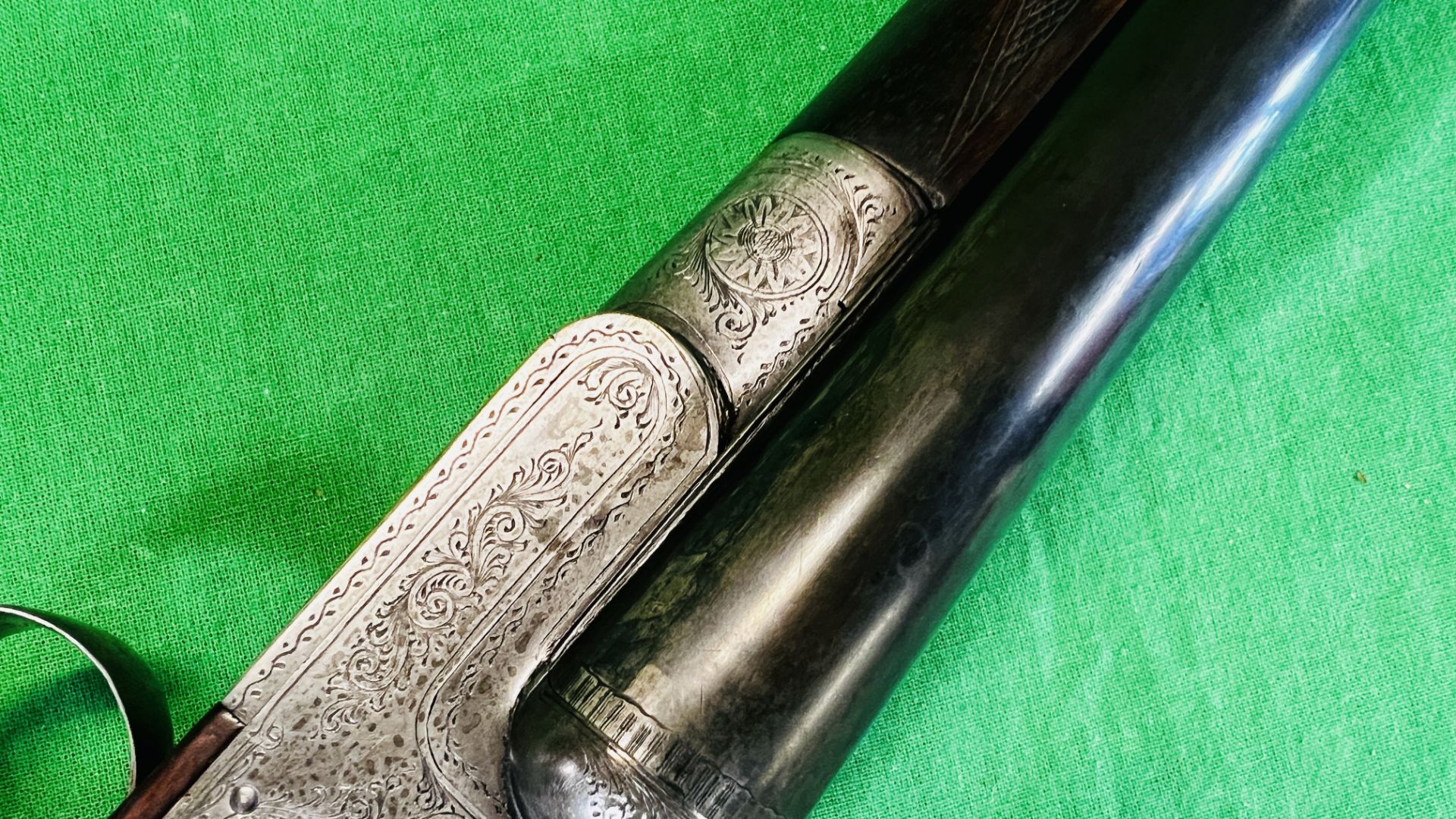 MIDLAND 12 BORE SIDE BY SIDE SHOTGUN, #105959, SIDE LOCK 25" BARRELS, FULL CHOKE 14", - Image 13 of 28