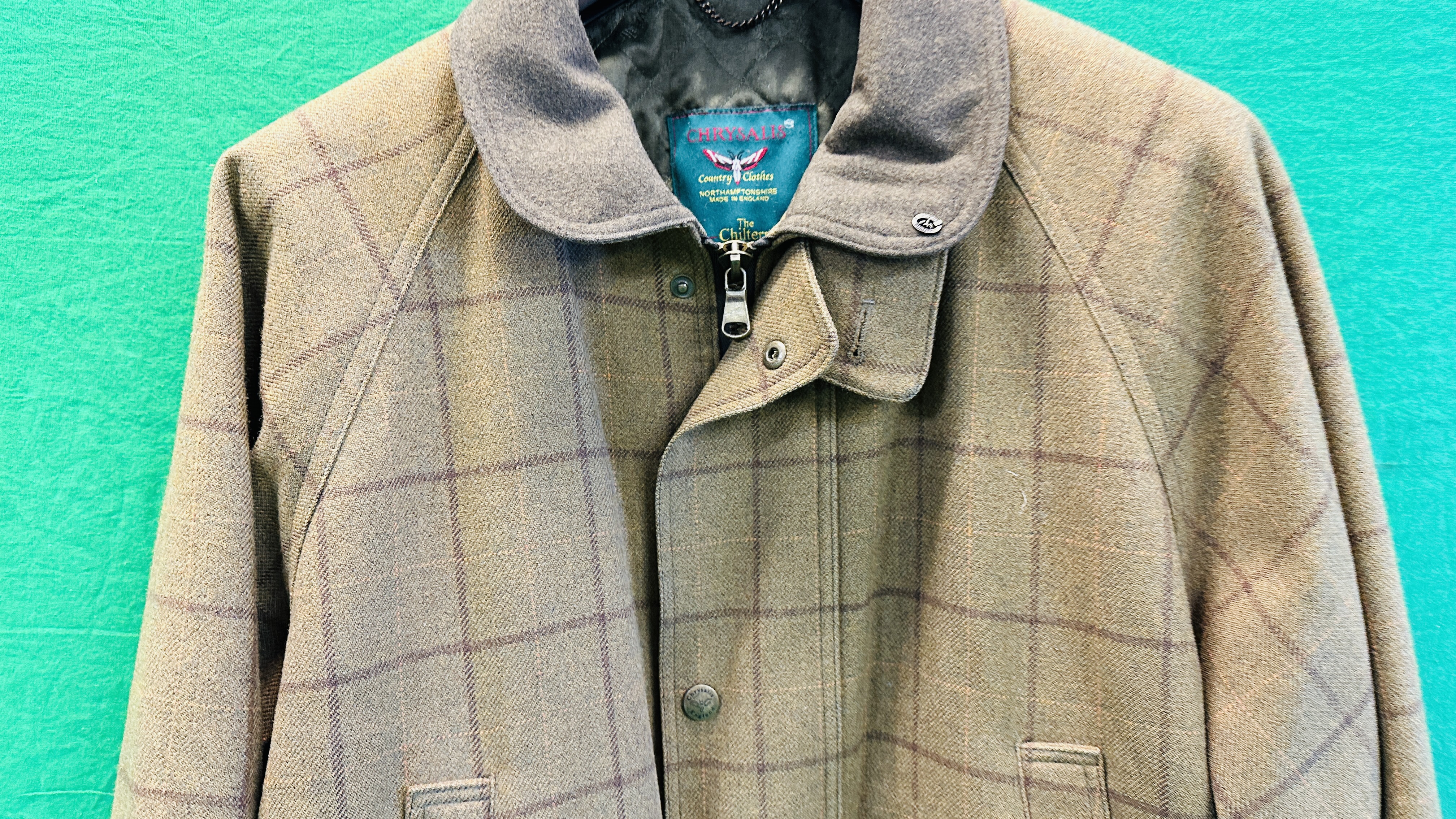 CHRYSALIS THE CHILTERN SIZE L TWEED JACKET. - Image 3 of 6