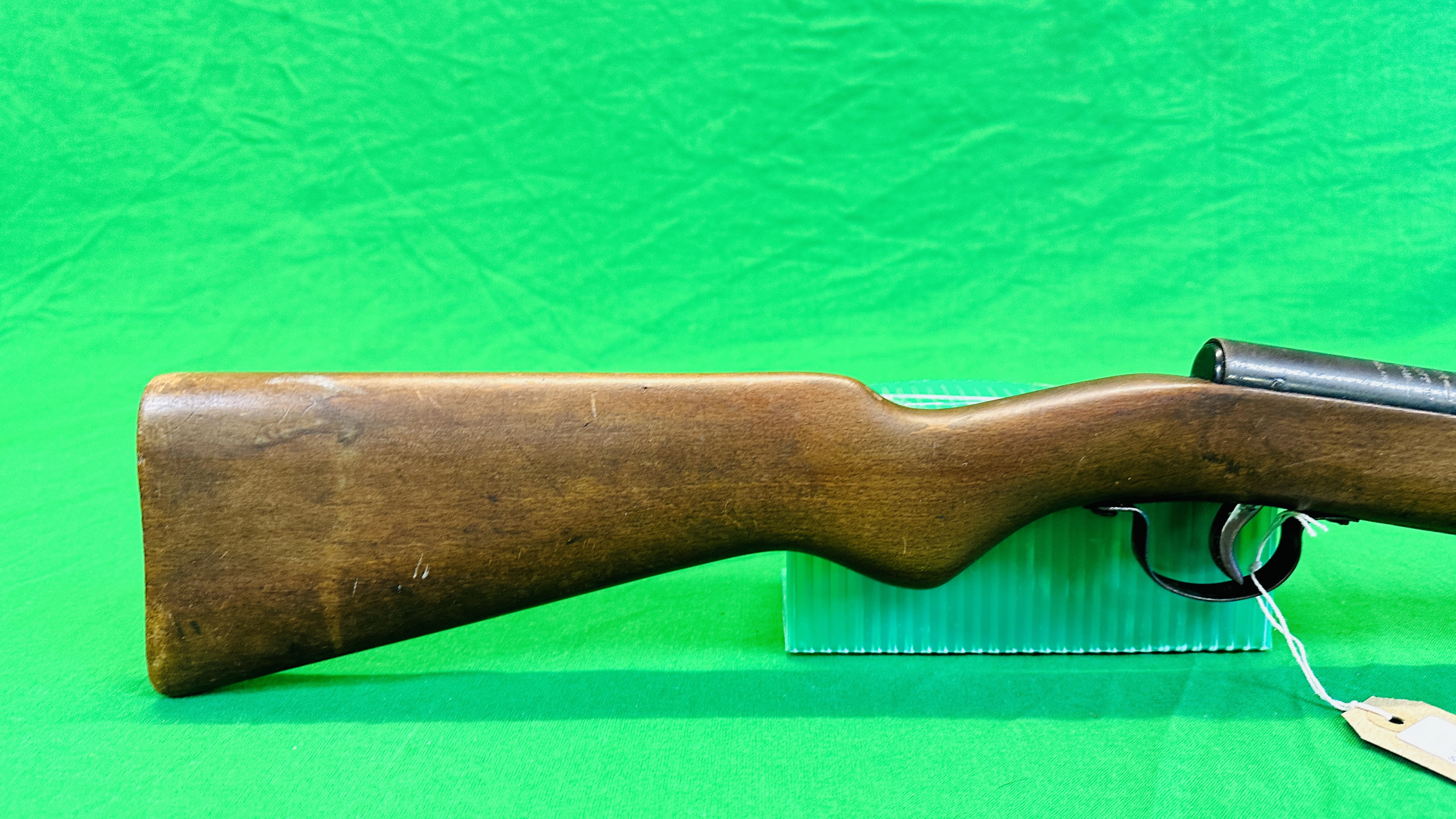 A VINTAGE WEBLEY JUNIOR . - Image 3 of 10